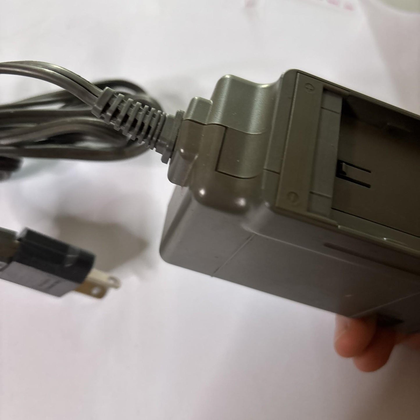 Genuine Sony AC-V500 AC Power Adapter for Sony Handycam Video8