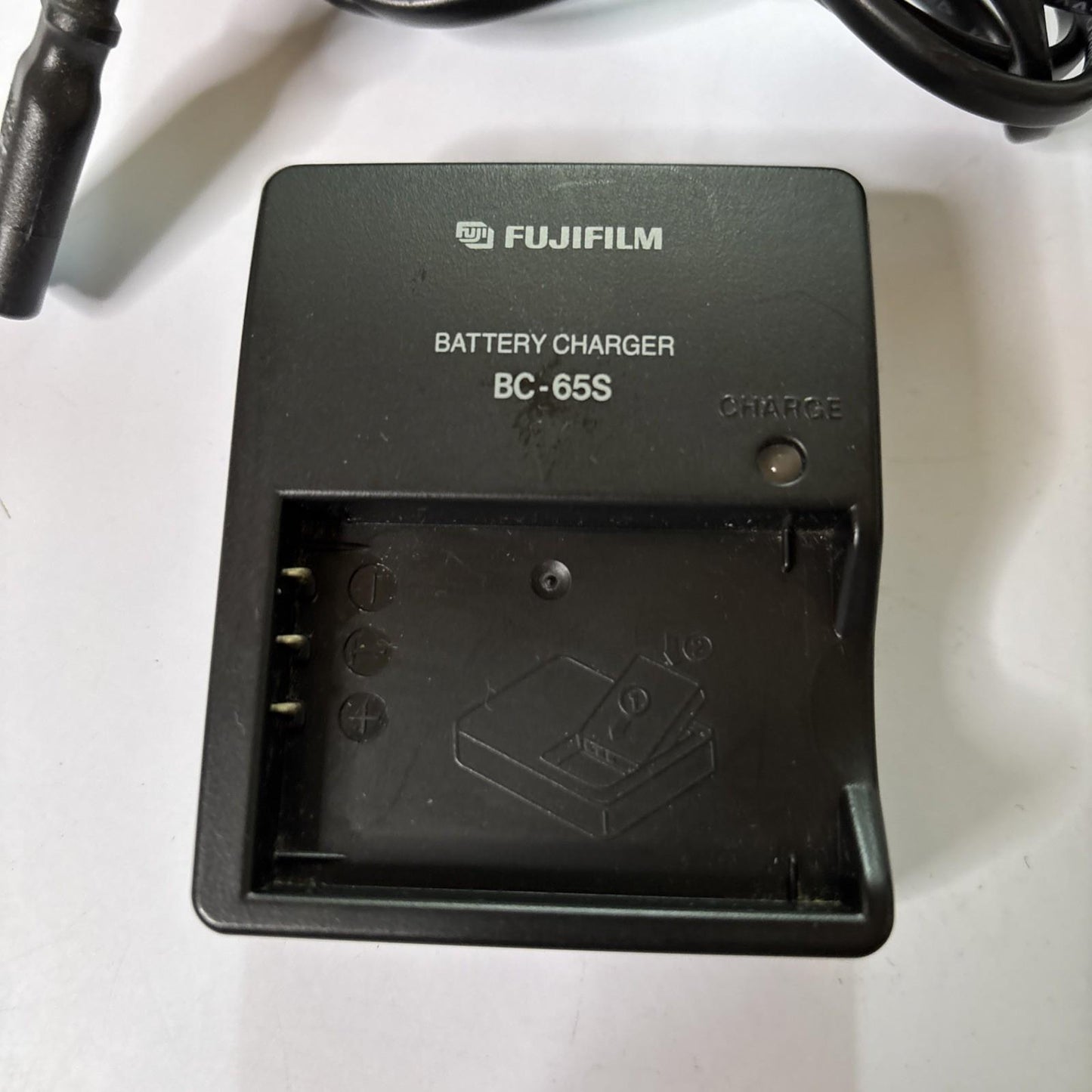 Genuine Fujifilm BC-65S Battery Charger