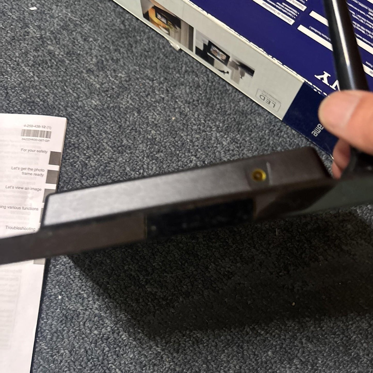 Sony S-Frame DPF-A710 7" Digital Frame