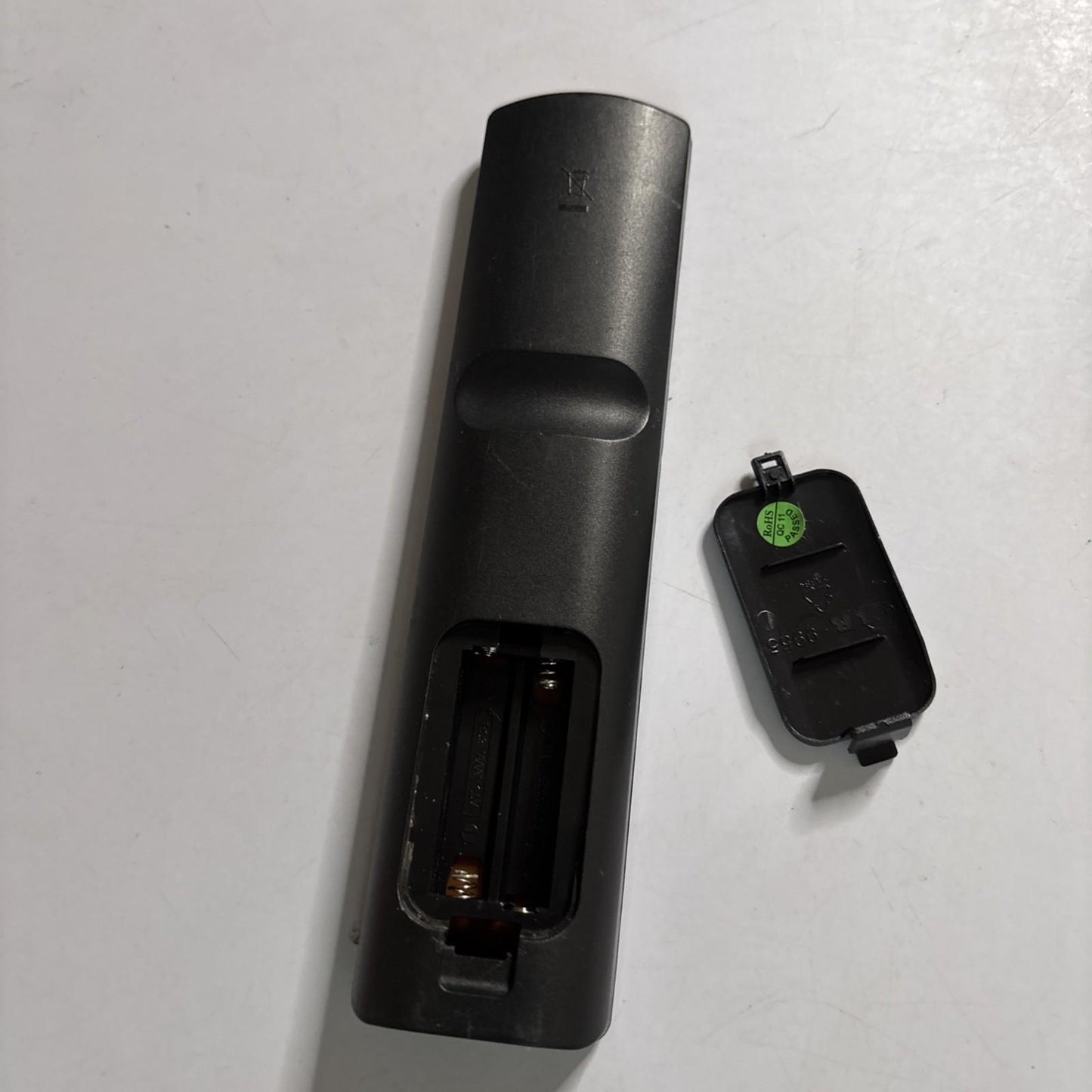 Genuine Akai GB-9955 Remote Control for TV DVD AK402017FHDC, AK4815FHDC, AK24CTV