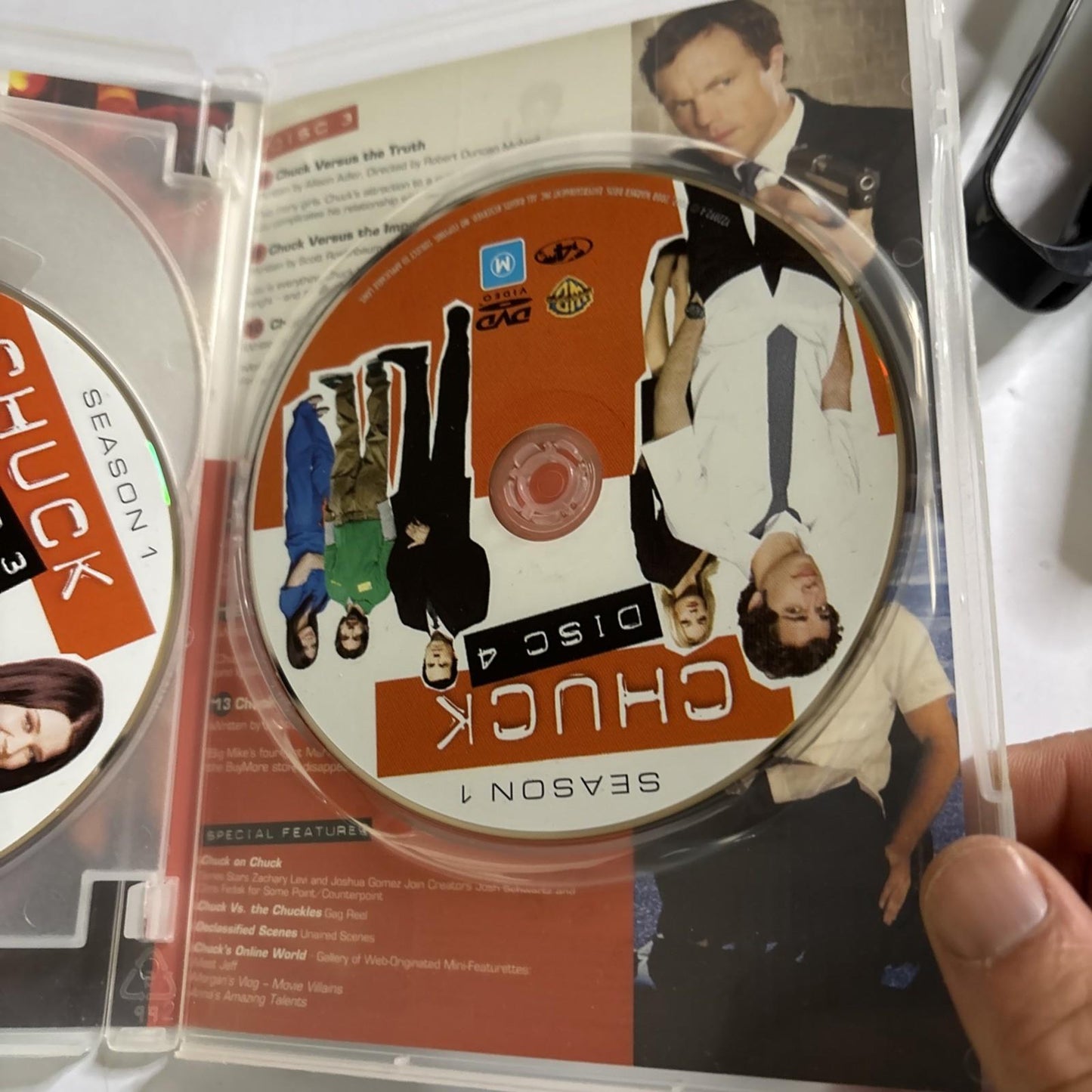 Chuck : Season 1 (DVD, 2007) Region 4