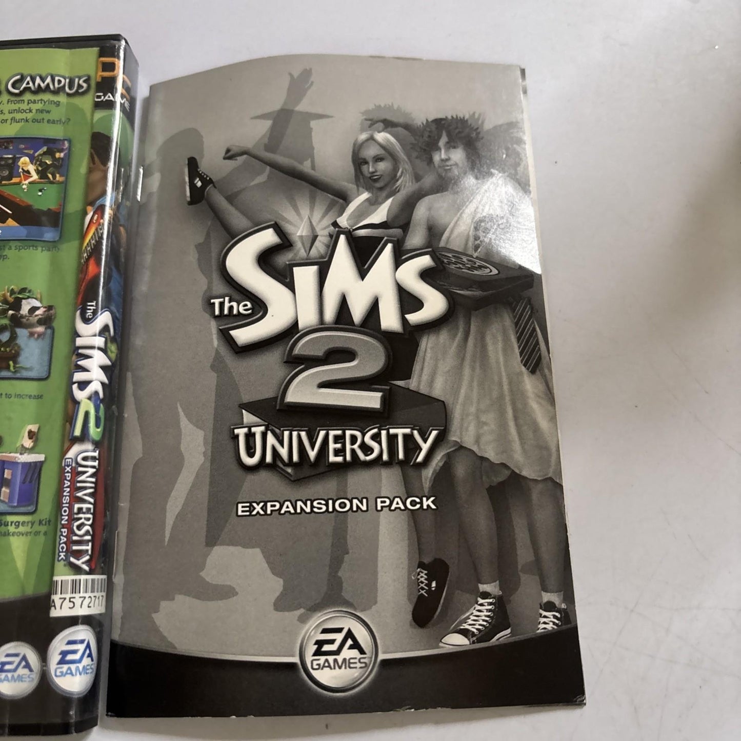 THE SIMS 2 UNIVERSITY EXPANSION PACK PC CD-ROM Microsoft Windows