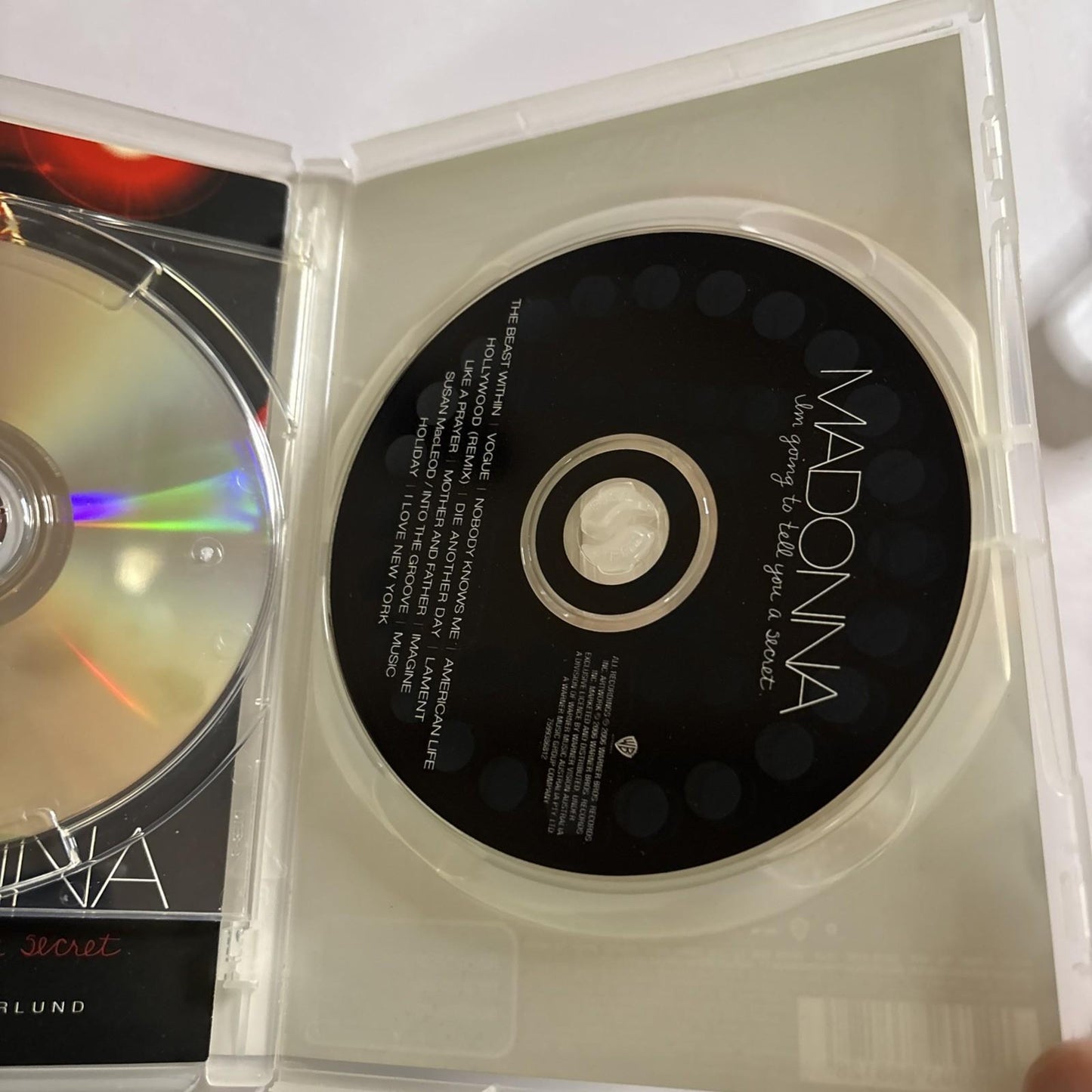 Madonna - I'm Going to Tell You a Secret (DVD + CD, 2006) Region 4,2