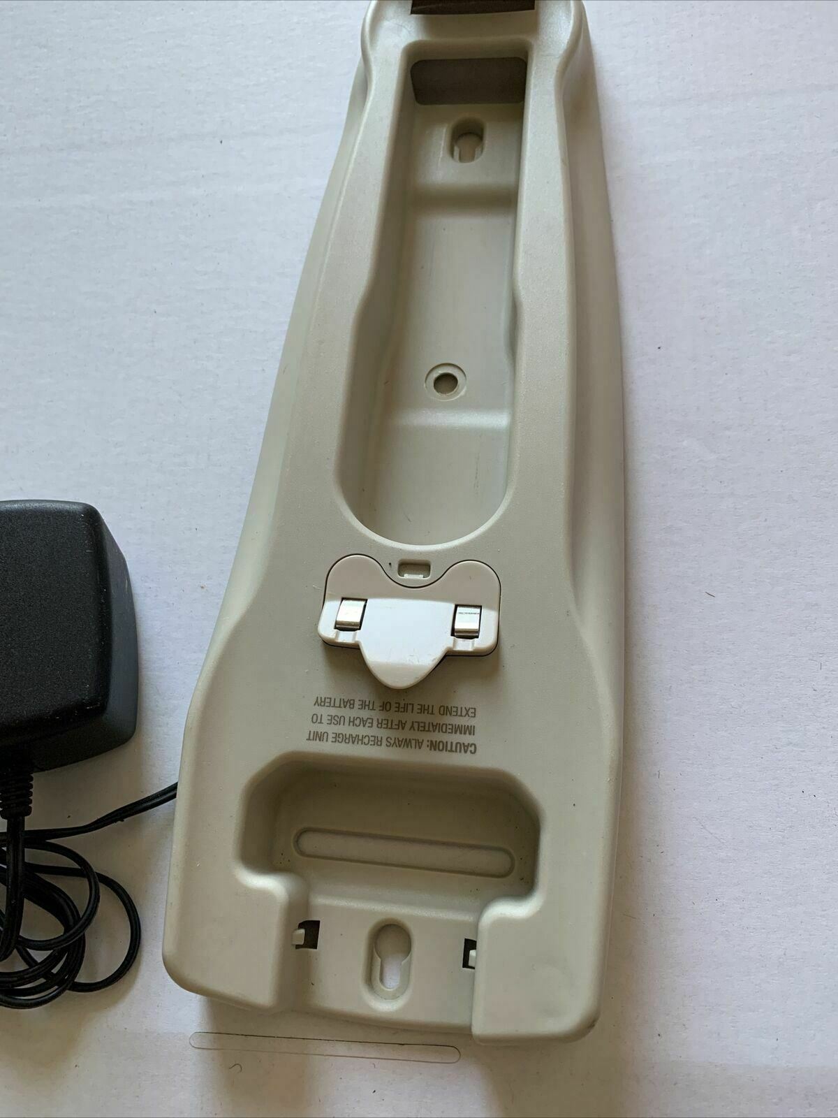 Hoover Charger AD4120160020G Charger AC Adaptor 16 v 200 mA