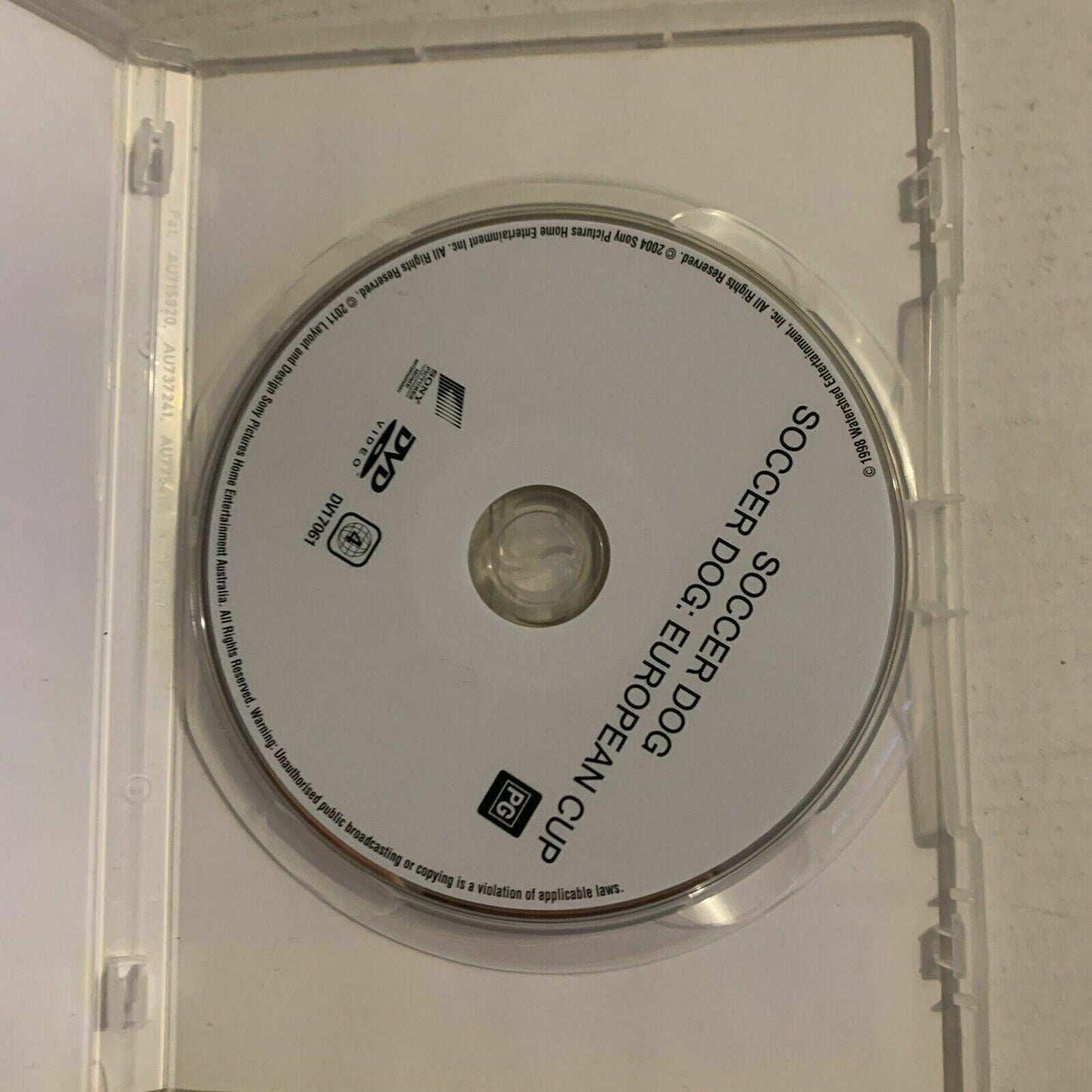 Soccer Dog - The Movie & Soccer Dog - European Cup (DVD, 2007) Region 4