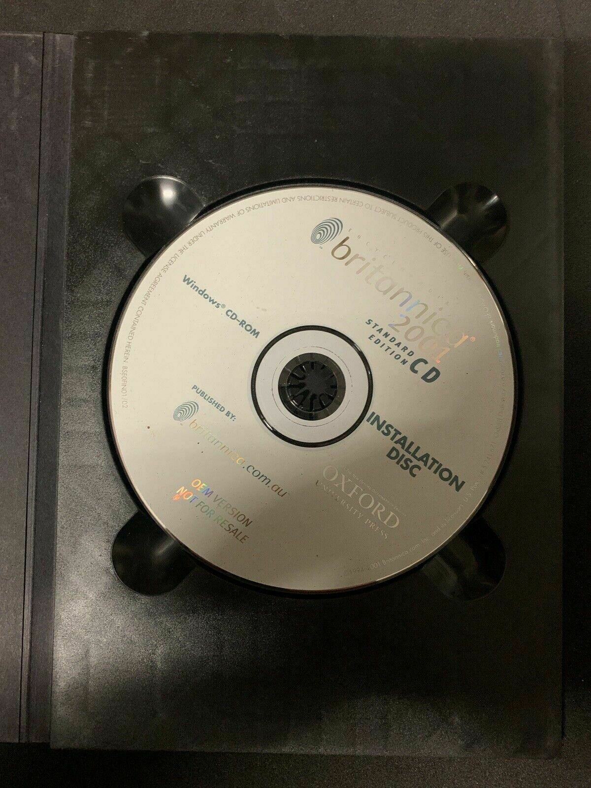 Britannica 2001 Standard Edition CD-ROM PC