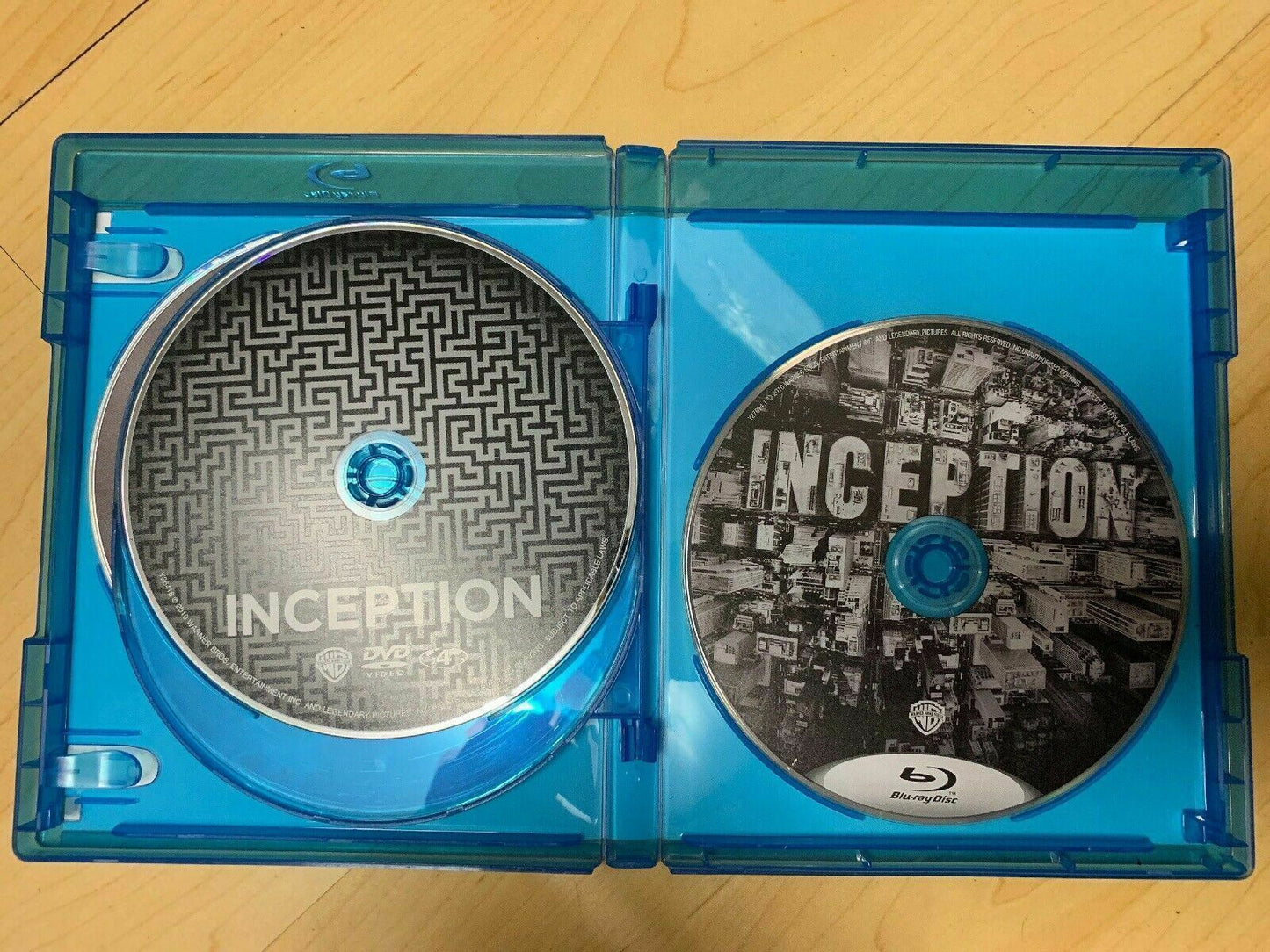 Inception (Blu-ray, 2010, 4-Disc Set)