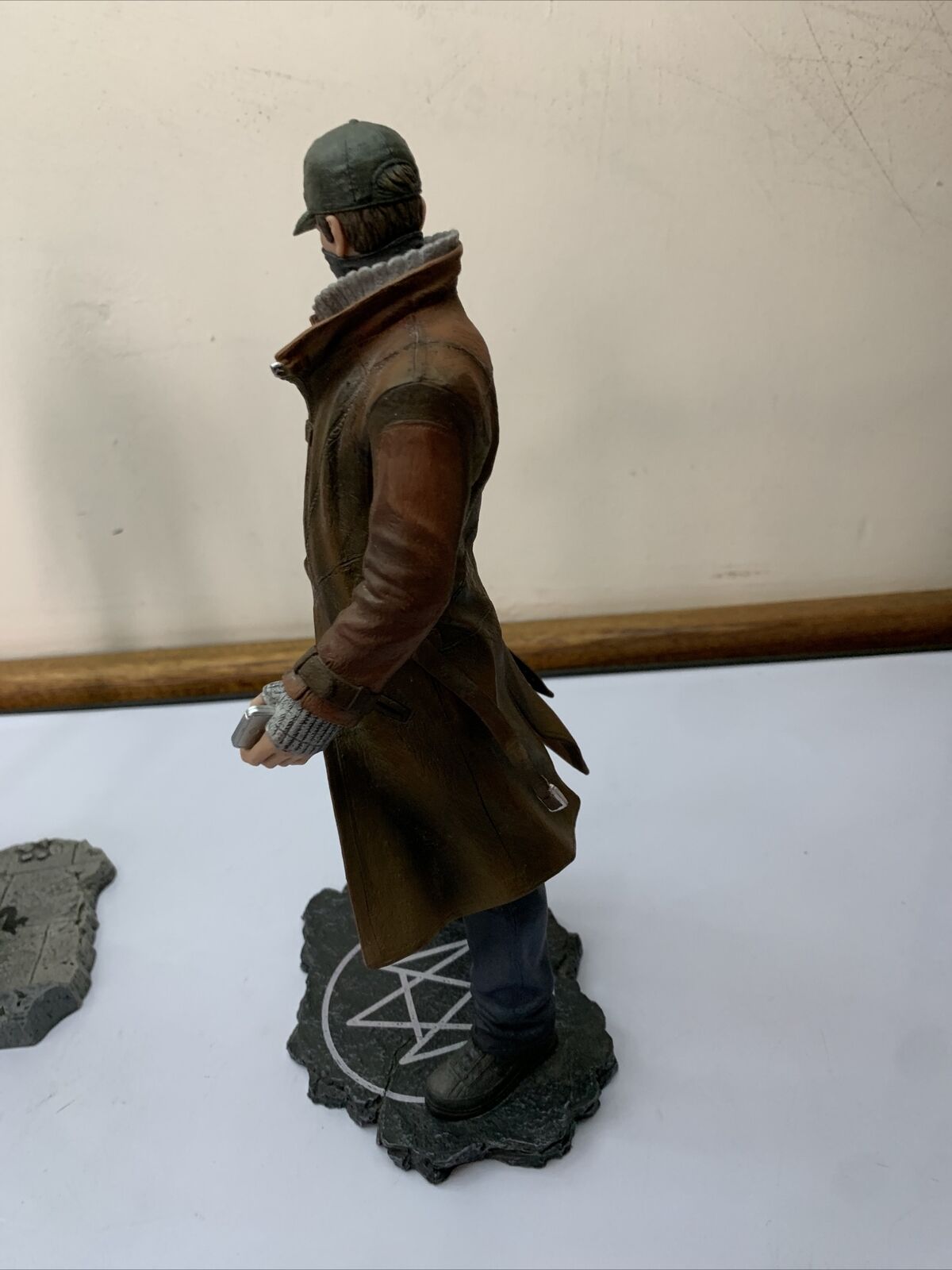 2x Watch Dogs 1 & 2 Action Figure 2013 2018 Ubicollectibles Aiden Pearce Marcus