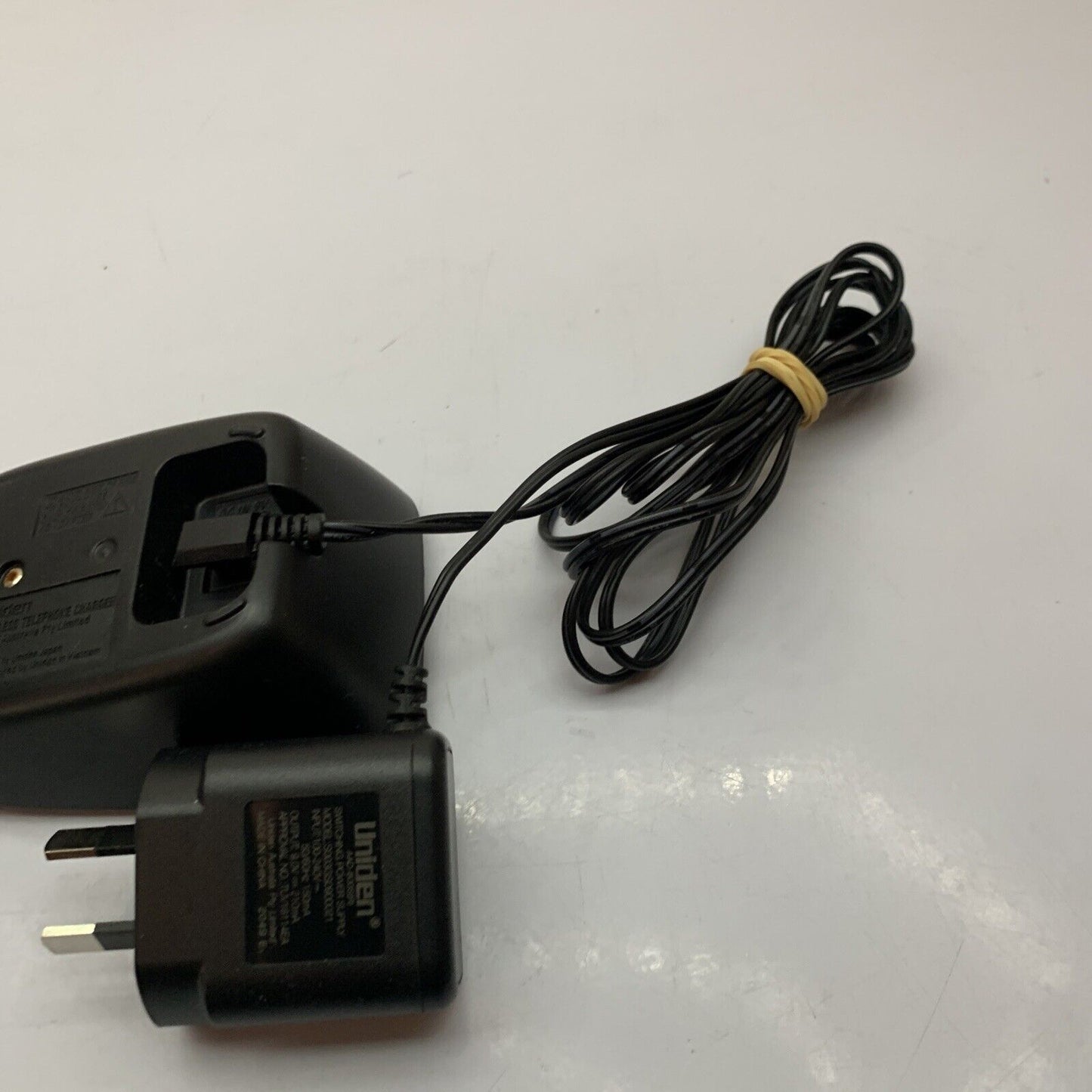 Uniden Cordless Telephone Charger + AAD-600S(R) Power Supply