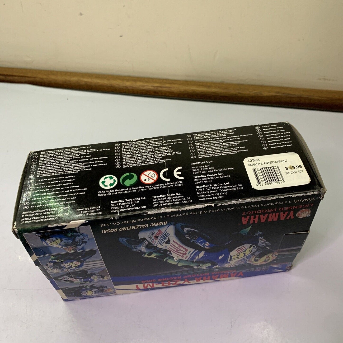 3x Yamaha Model Bikes 1:12 YZF-R1 YZR-M1 YZF-R1