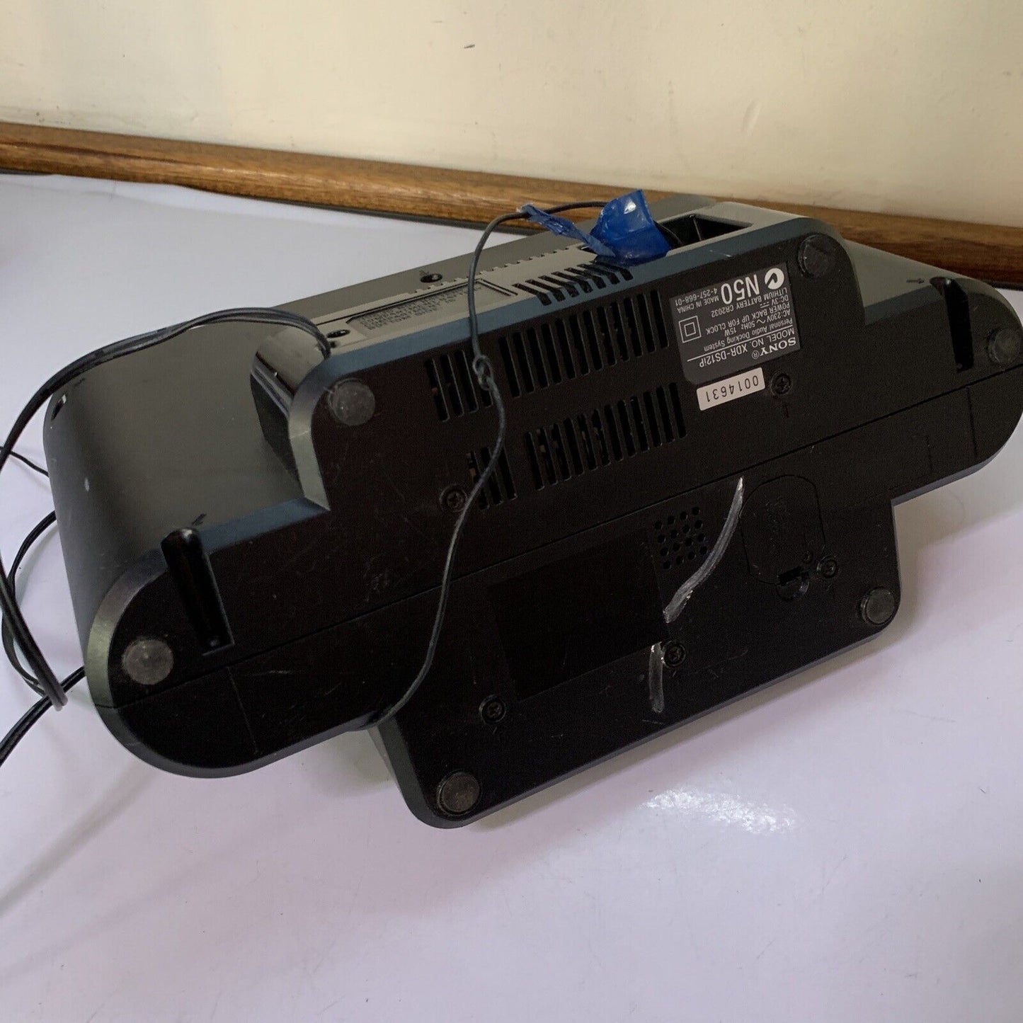 Sony Audio Speaker and Alarm Clock DAB+FM Radio iPod XDR-DS16iP