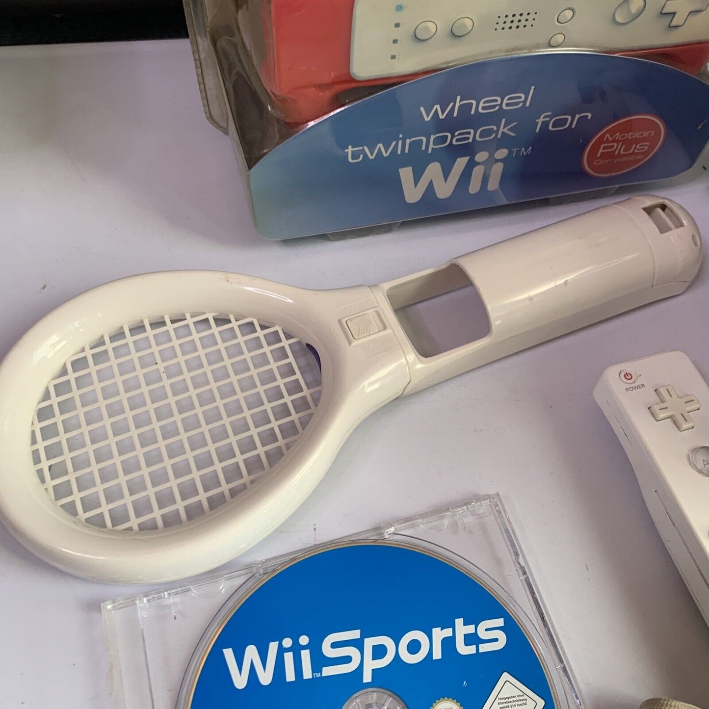 Nintendo Wii Console Sports Pack with Game and Accessories White