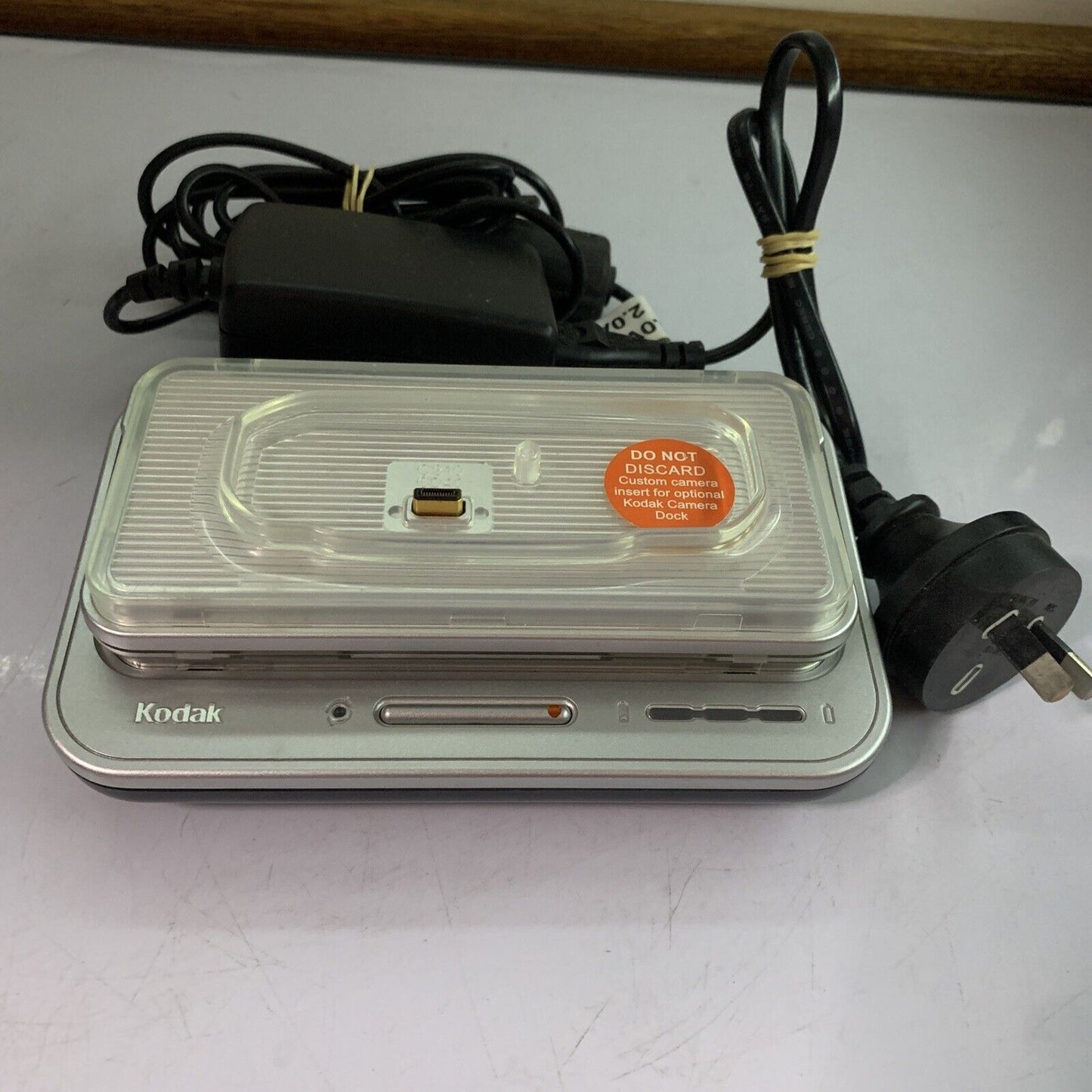 Kodak Easyshare Camera Dock 6000 Charger for CX/DX 6000, LS 600 & LS 700 Series