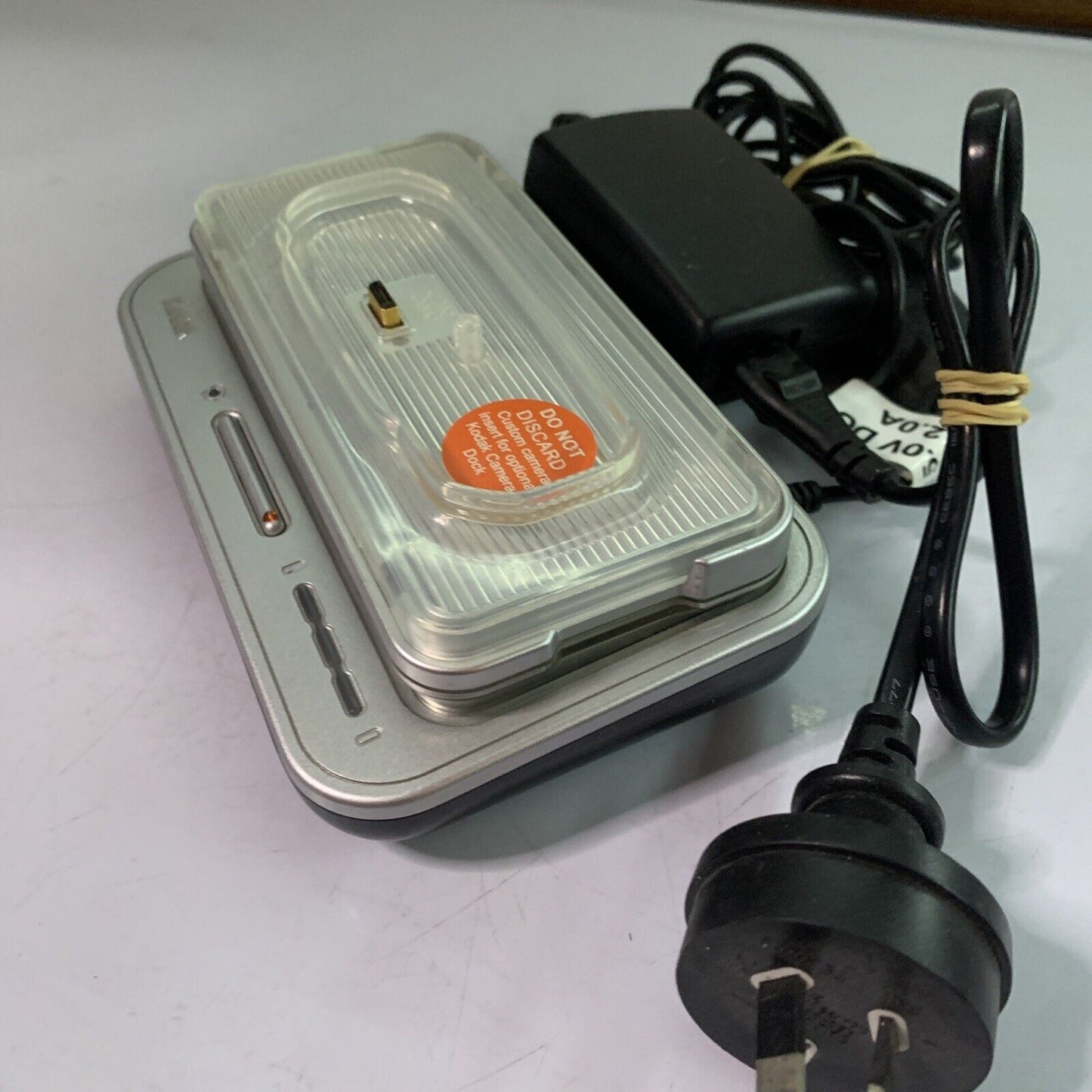 Kodak Easyshare Camera Dock 6000 Charger for CX/DX 6000, LS 600 & LS 700 Series