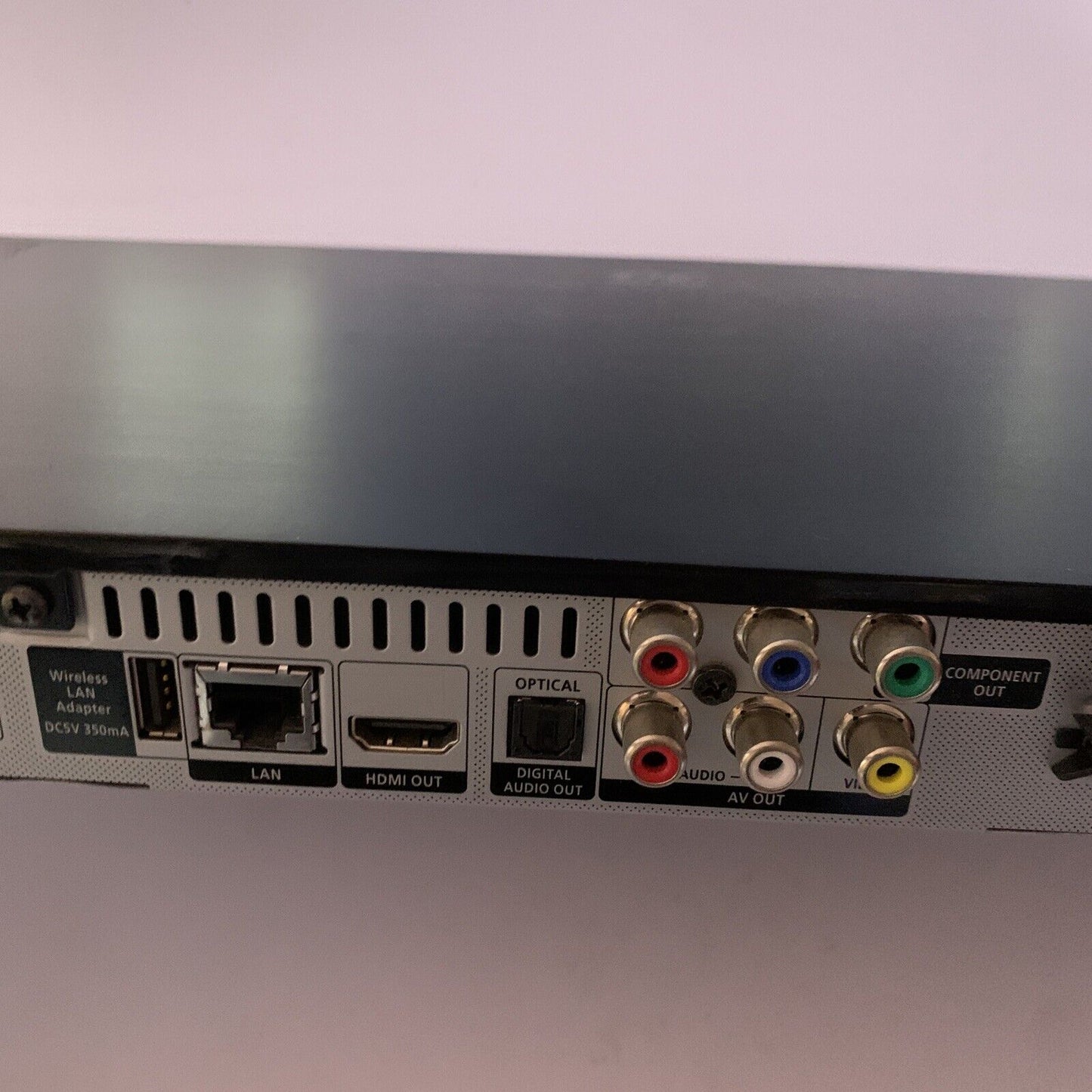 Samsung Bluray 3D Player BD-5500/XY with Remote and HDMI Region B & 4