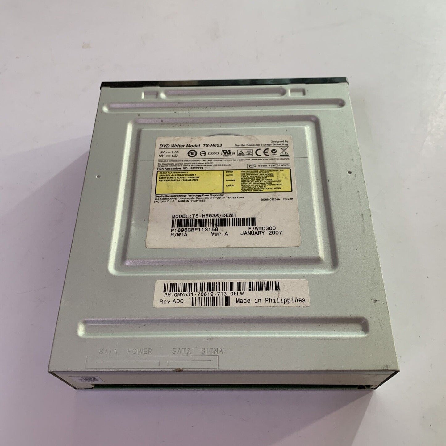 Toshiba DVD Writer Burner 5.25" Internal Drive SATA TS-H653
