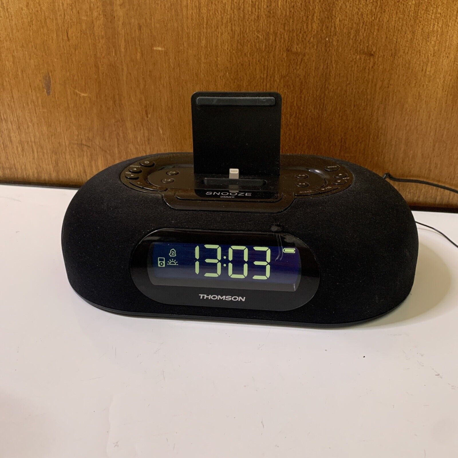 Thomson Alarm Clock Radio With Lightning Dock ID35 Retro Unit