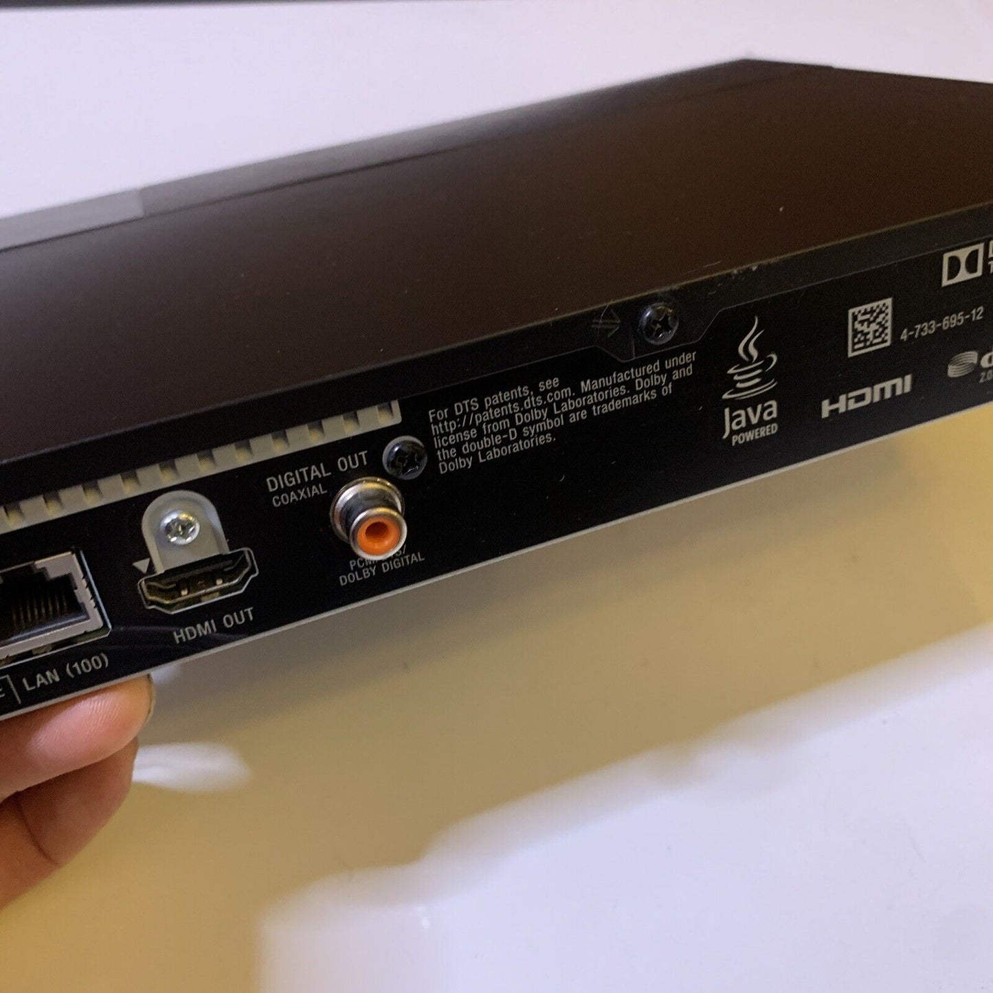 Sony Bluray 3D Player with HDMI Remote 4K Upscale Region B & 4 WiFi BDP-S6700