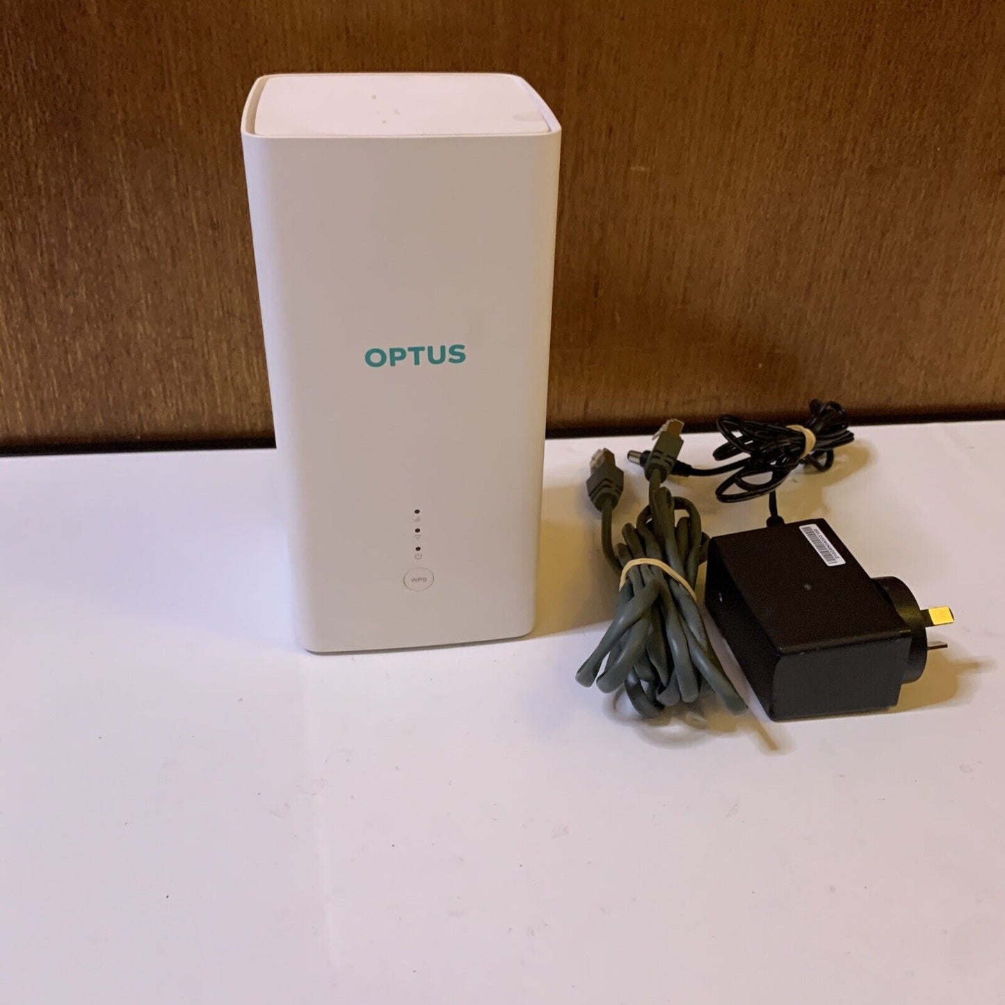 OPTUS Huawei B628-350 4G Modem WiFi Router White