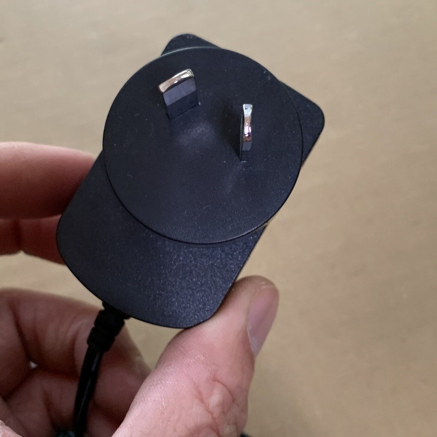 Uniden XDECT6145BT +1 Extension Charger + Power Supply PS-S0540NL2