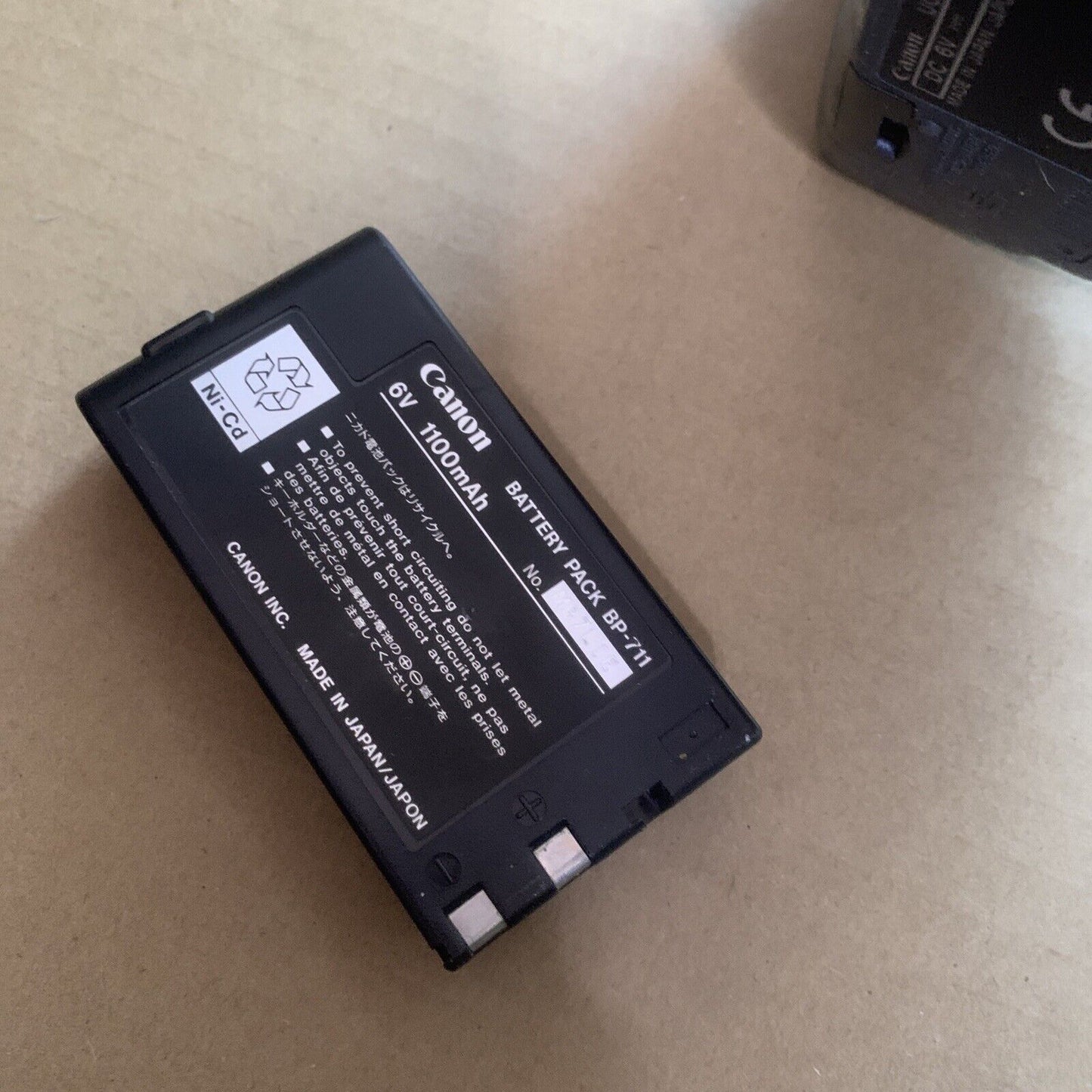 Canon 8mm Hi-8 Video Camcorder UC-X15Hi *Does Not Include Charger