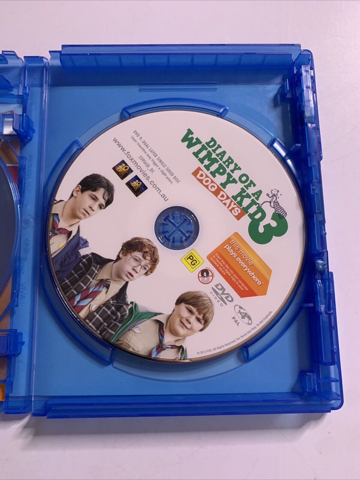 Diary Of A Wimpy Kid 3 : Dog Days (Blu-ray + DVD, 2012) Region B