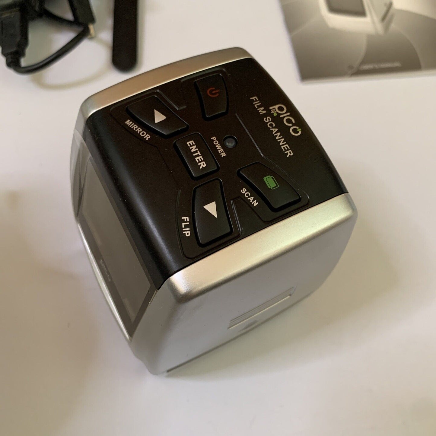 Pico F170 Slide & Film Digital Converter 35mm Scanner