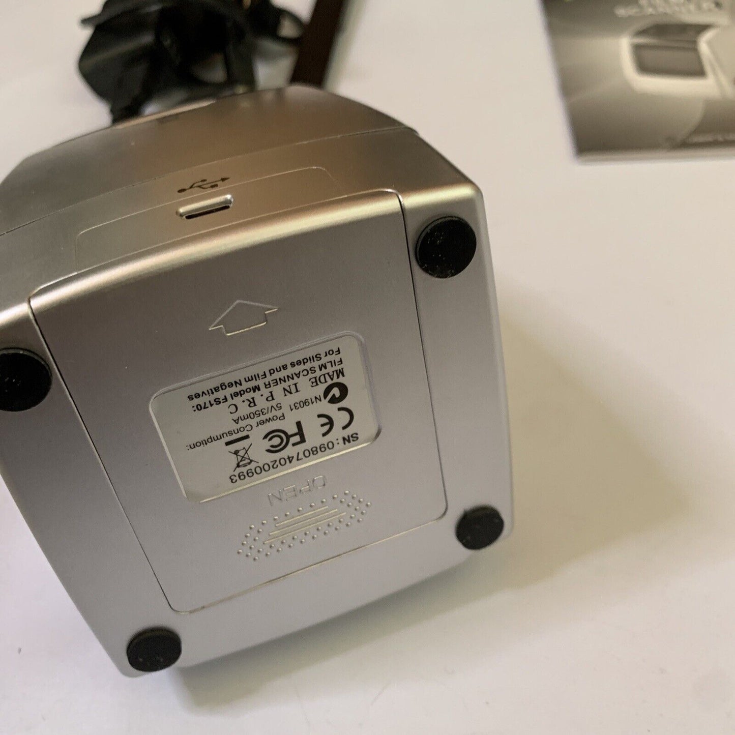 Pico F170 Slide & Film Digital Converter 35mm Scanner