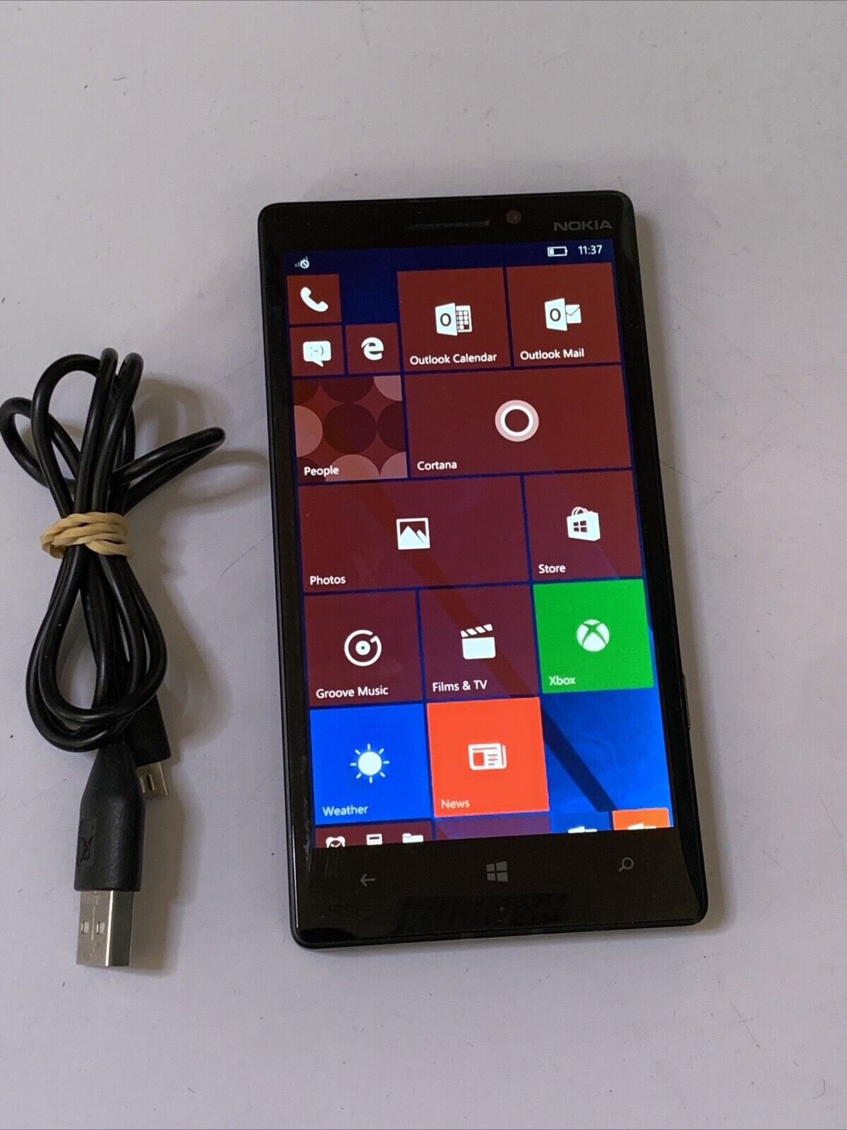 Nokia Lumia 930 Black 5" Smartphone 32GB 4G LTE GPS WiFi Windows Mobile