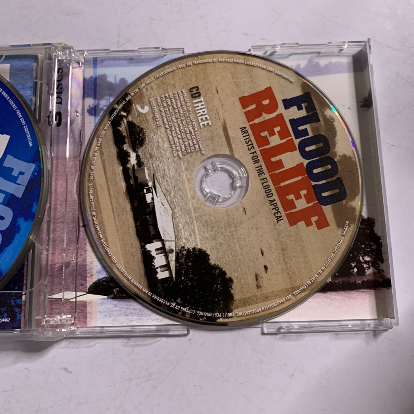 Flood Relief Artist For The Flood Appeal (CD, 2011, 3-Disc) Album