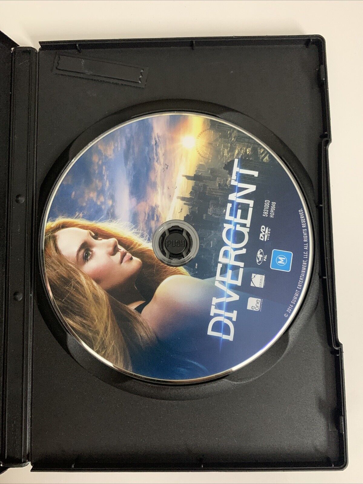 Divergent (DVD, 2014) Kate Winslet, Shailene Woodley Region 4