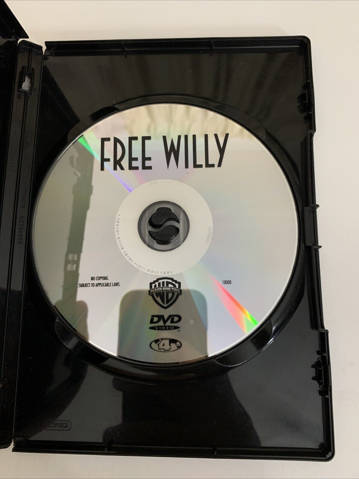 Free Willy (DVD, 1993) Michael Madsen, Jason James Richter, Jayne Atkinson Reg 4