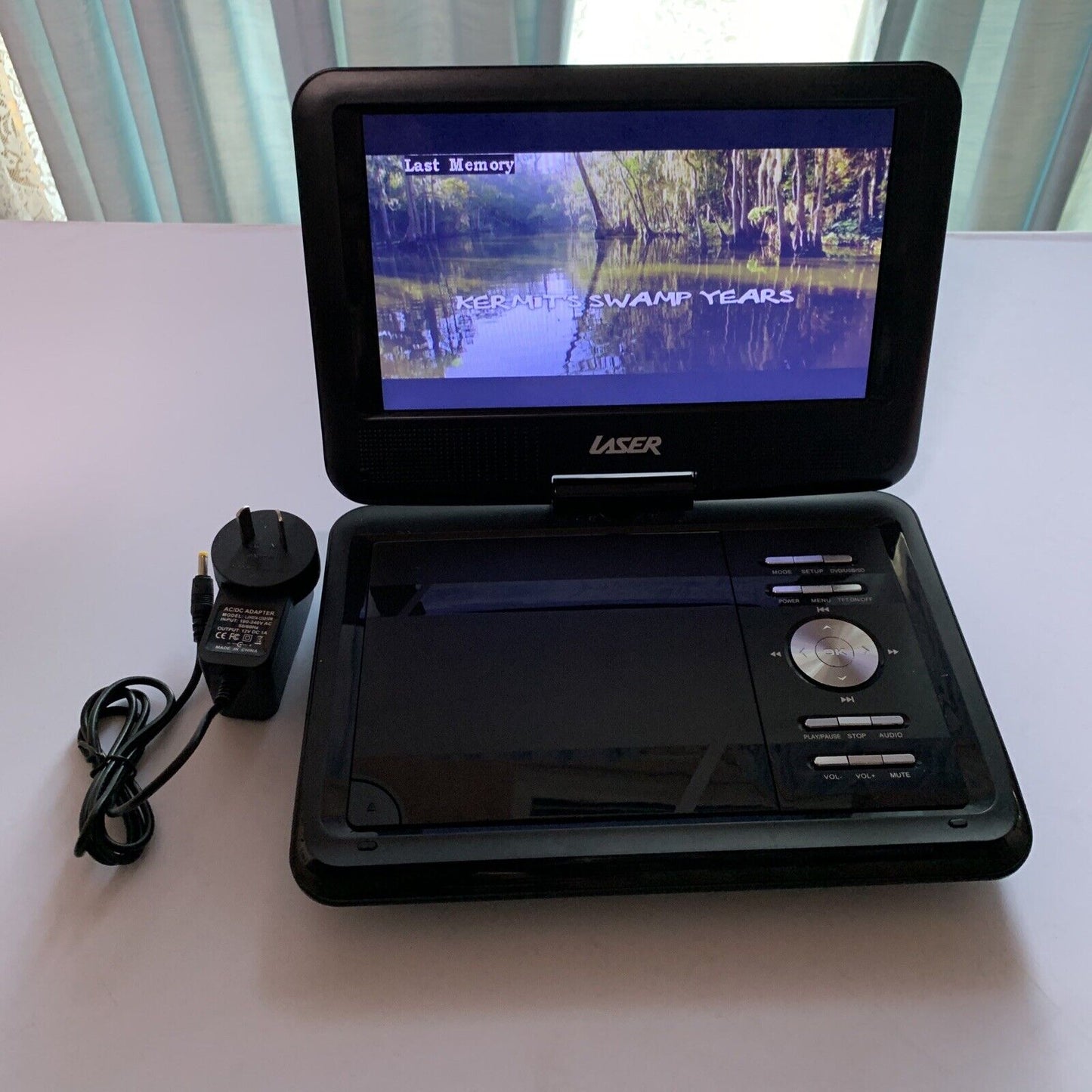 Laser DVD-PT-9C 9" LCD Portable DVD Player All Multi-Region with Power Supply