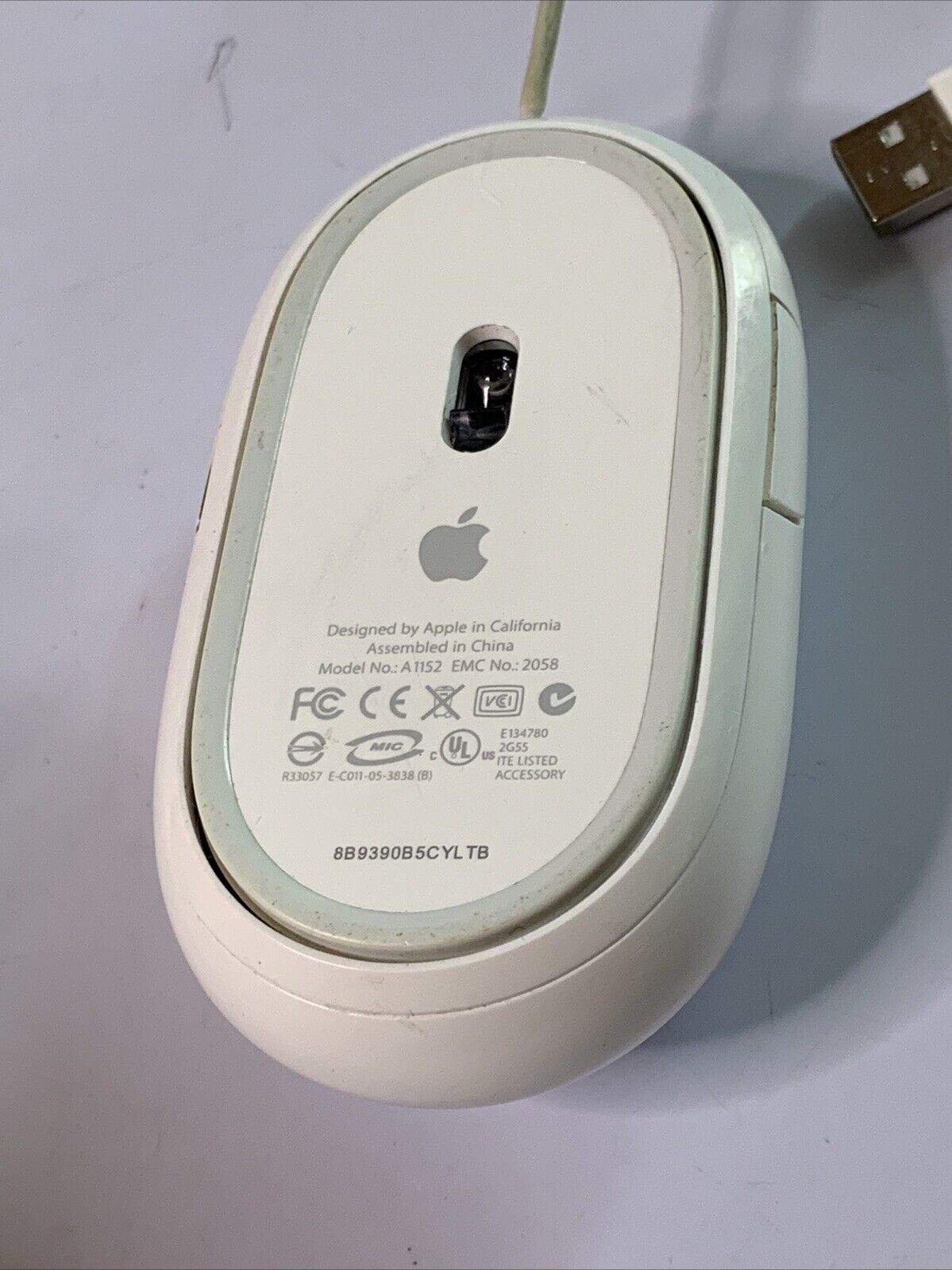 Genuine Apple Mighty Mouse Wired USB Optical A1152