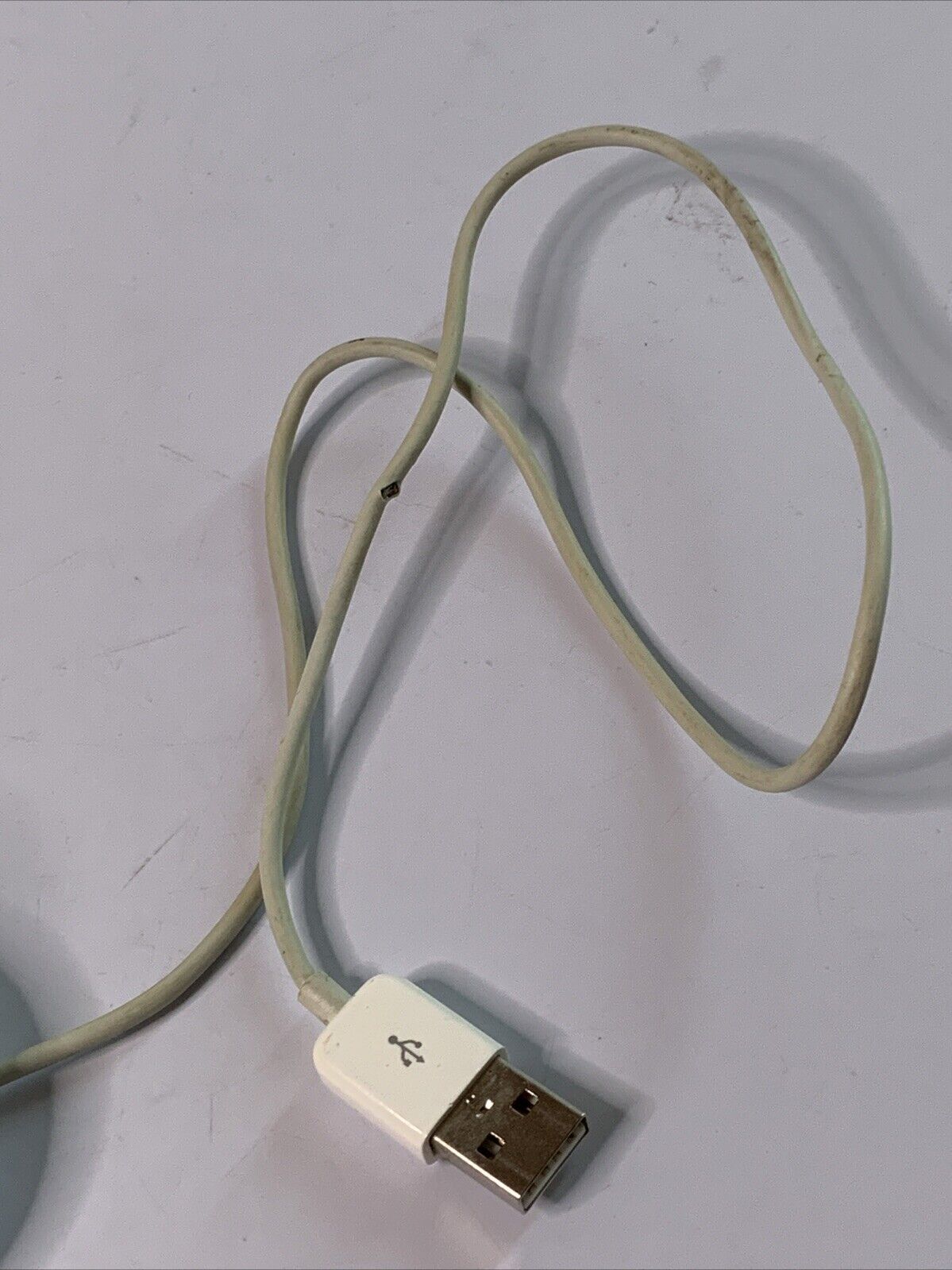 Genuine Apple Mighty Mouse Wired USB Optical A1152