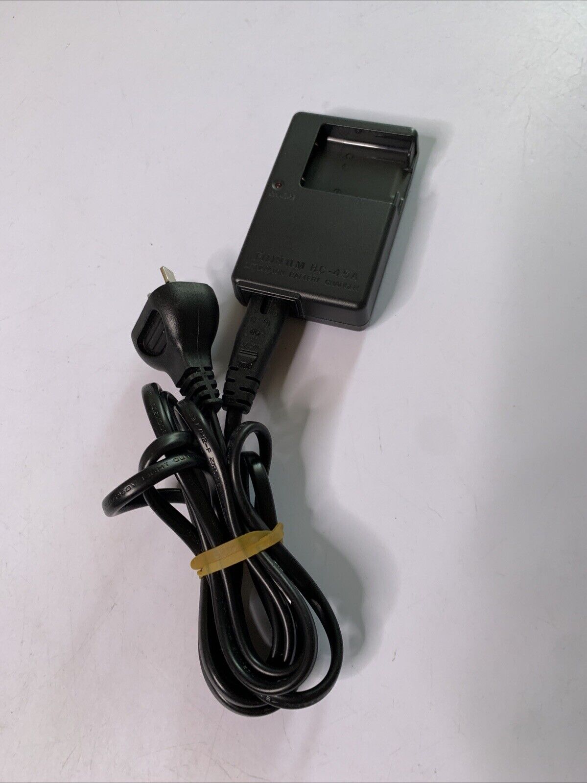 Genuine Fujifilm Camera Battery Charger BC-45A for Battery NP-45 NP-45A NP-45S