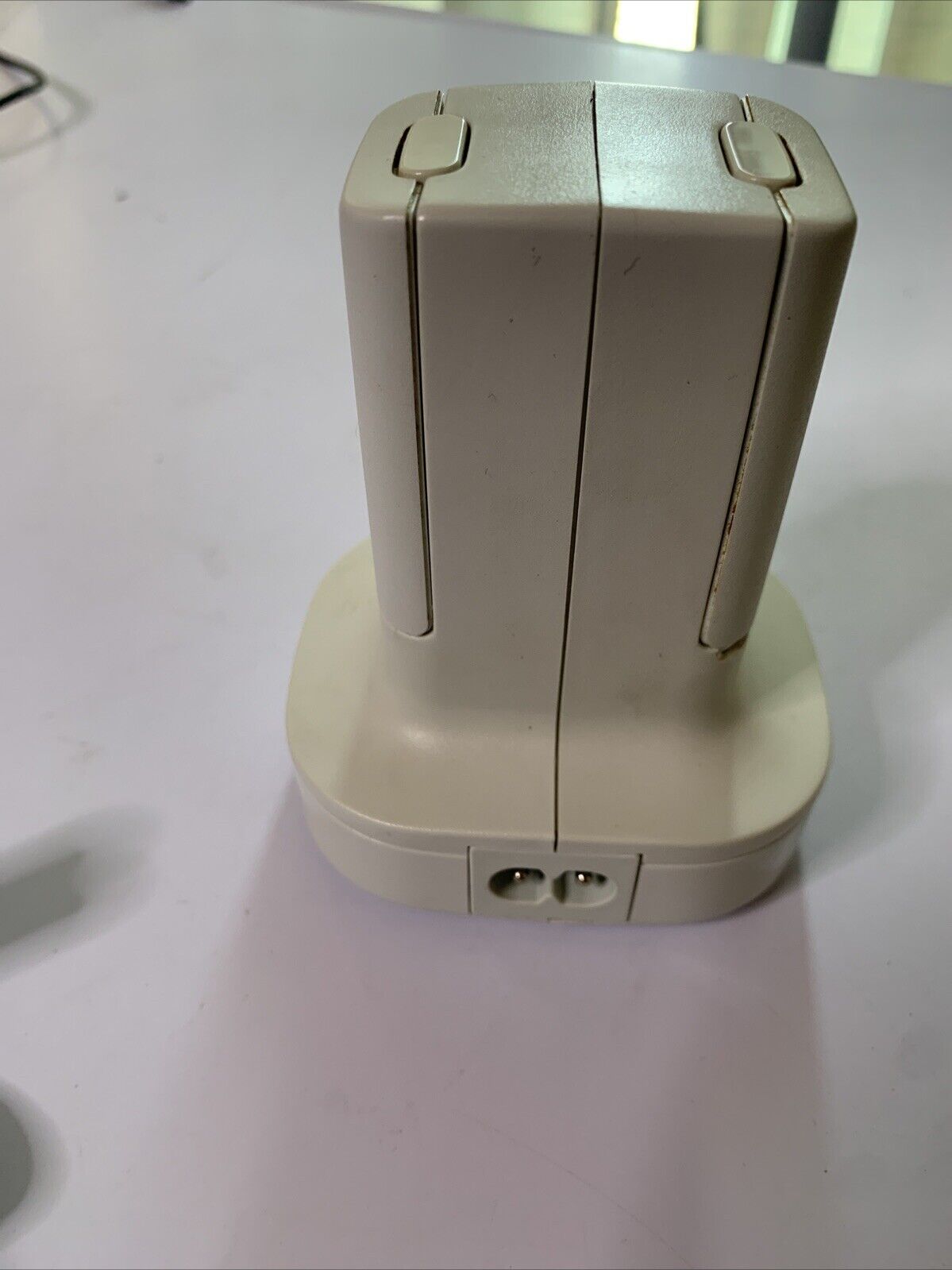Official Microsoft XBOX 360 Quick Charge + 2 Batteries X801981