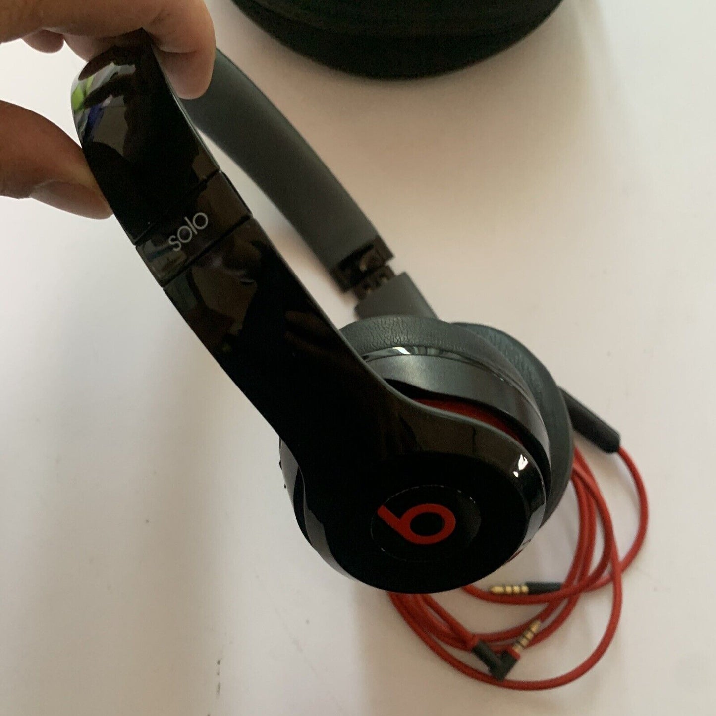 Beats Solo Headphones Wired 3.5mm with Case