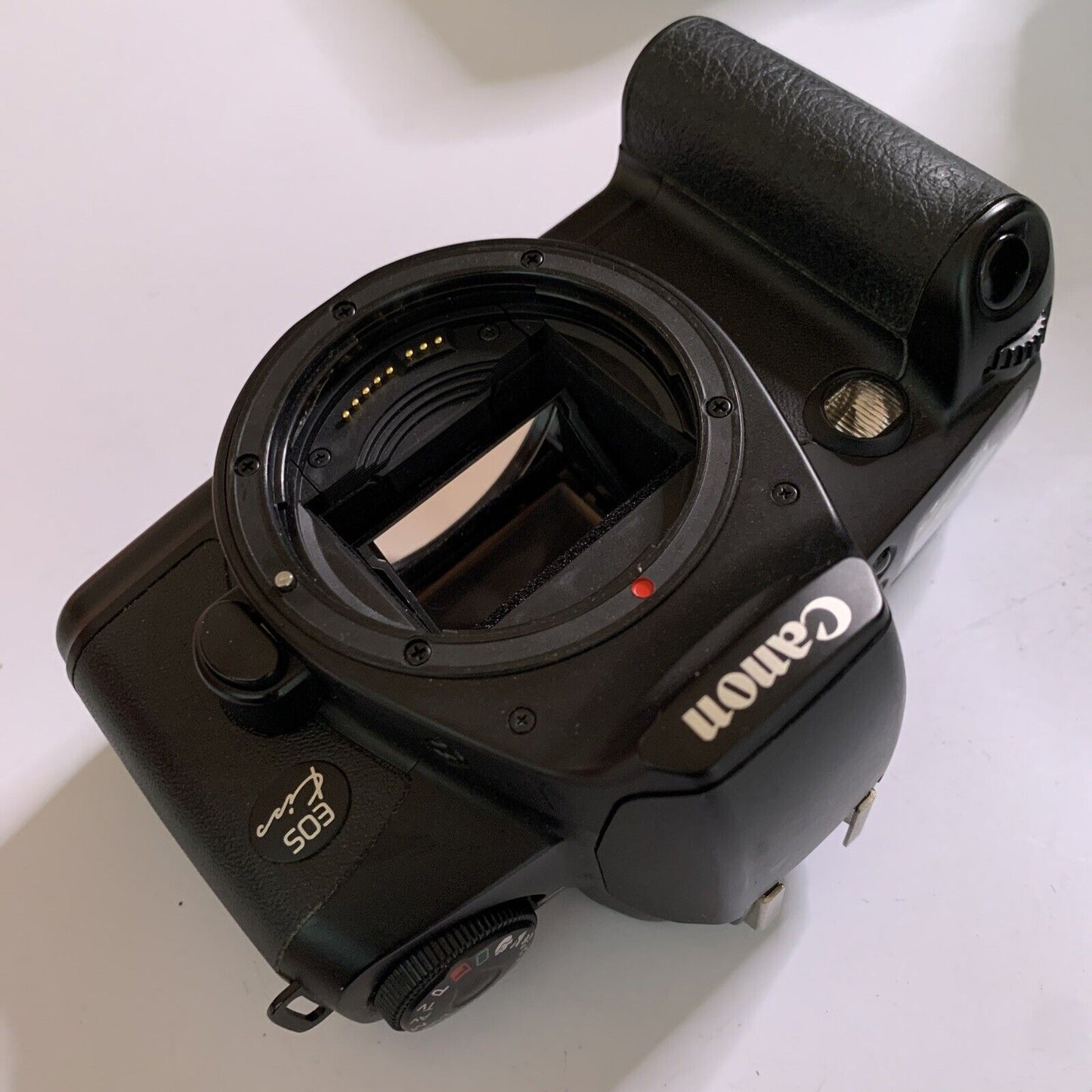 Canon EOS Kiss Camera Body Only *LCD Screen Cracked