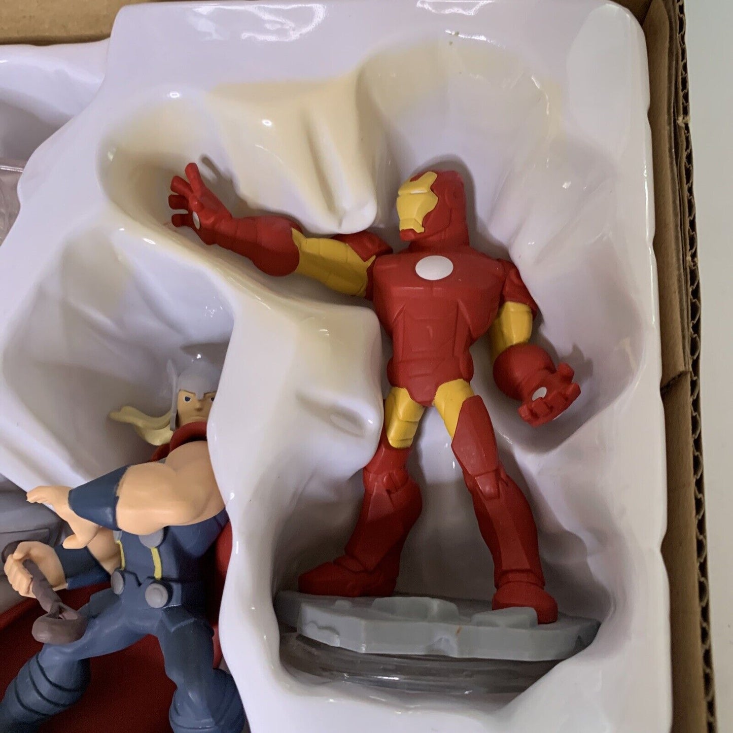 Disney Infinity Marvel Super Heroes Starter Pack Wii U Iron Man Thor Black Widow