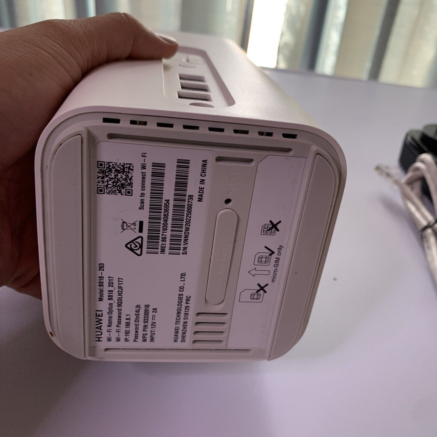 Huawei B818-263 Cube 4G LTE CAT19 WiFi Wirelress Modem Router