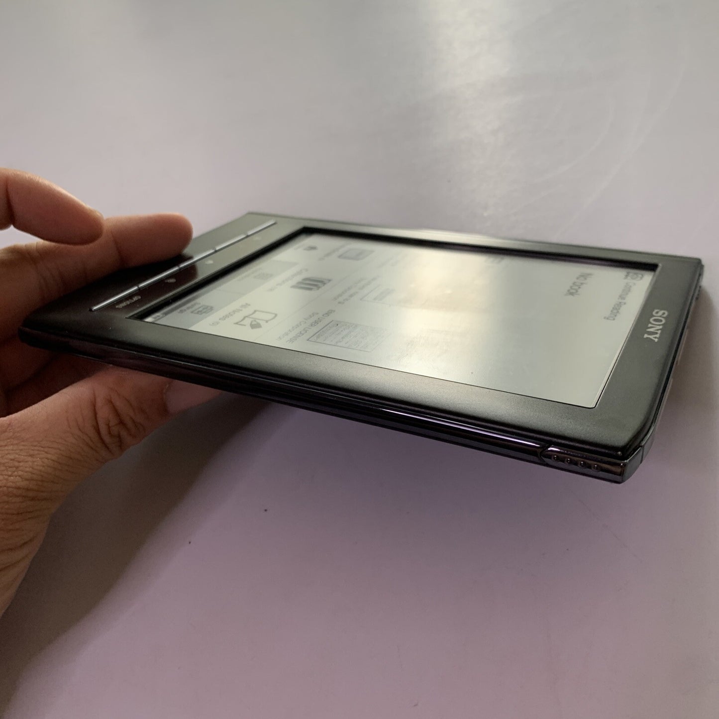 Sony Digital Book Reader 6-inch E Ink 2GB eReader WiFi Stylus Pen PRS-650