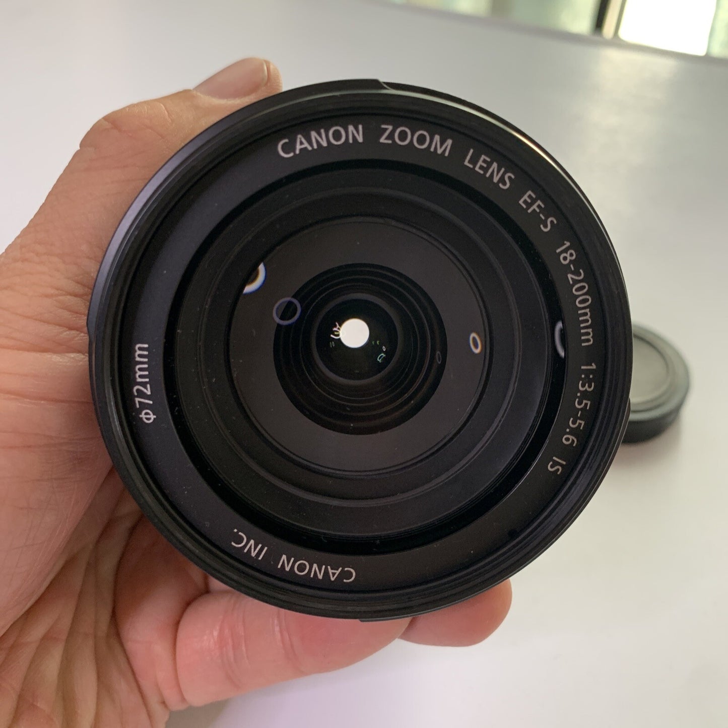 Canon Zoom Lens EF-S 18-200mm 1:3.5-5.6 IS 72mm Image Stabiliser