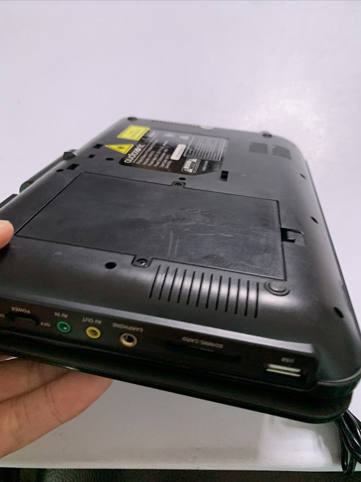 Audiosonic Portable 9" DVD Player with Power Supply Region 4 PD-924