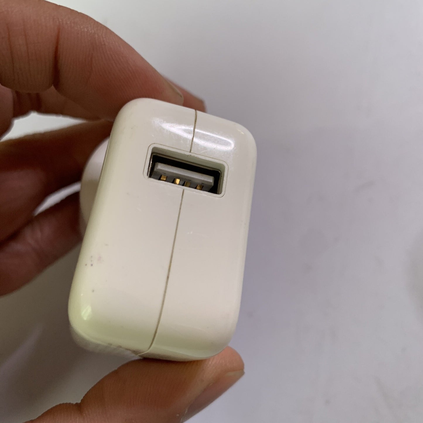 Genuine Apple iPod USB Power Adapter Wall Charger A1205 + 30 Pin Apple Cable