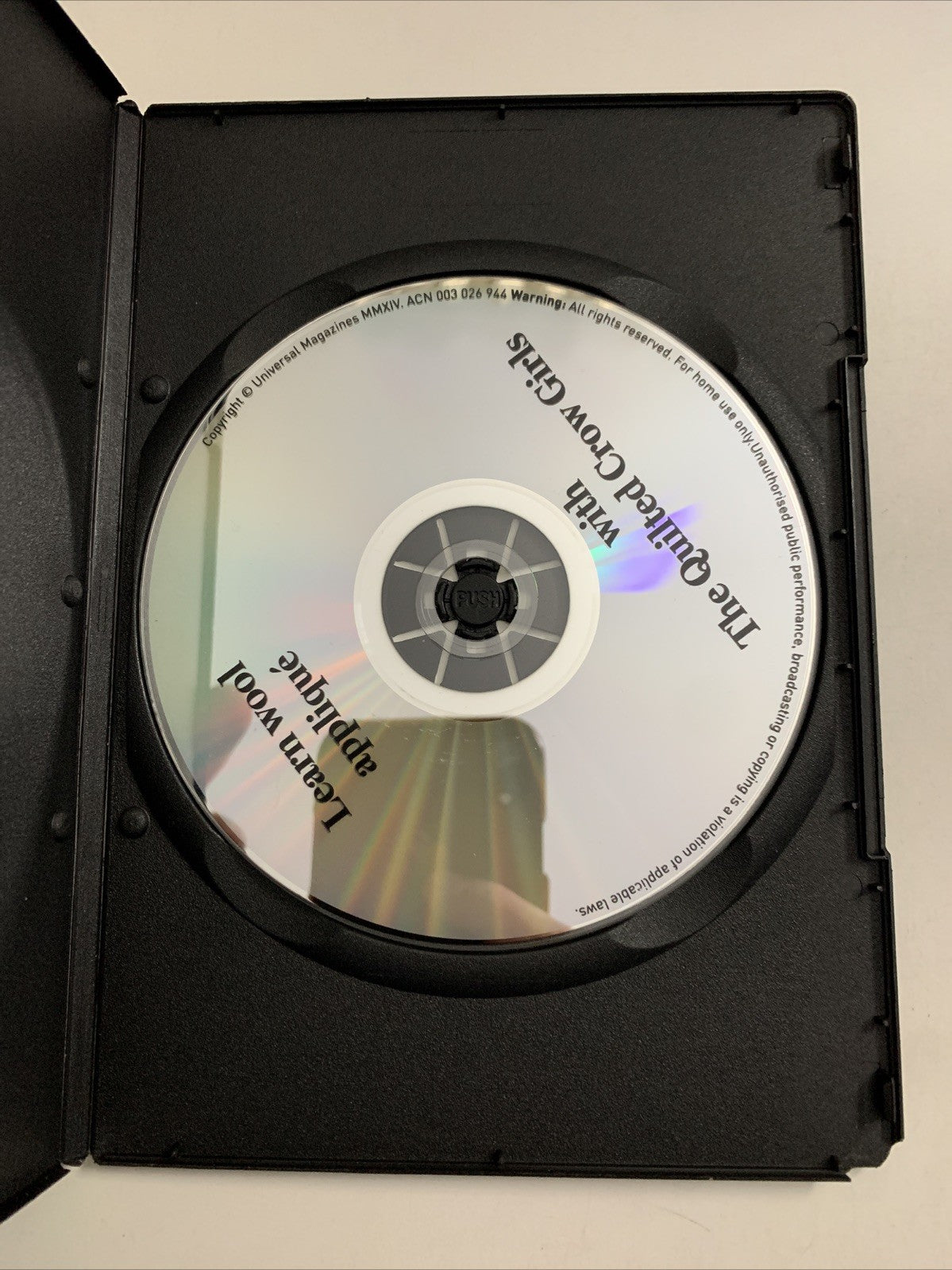 Learn Wool Applique With The Quilted Crow Girls (DVD) All Regions