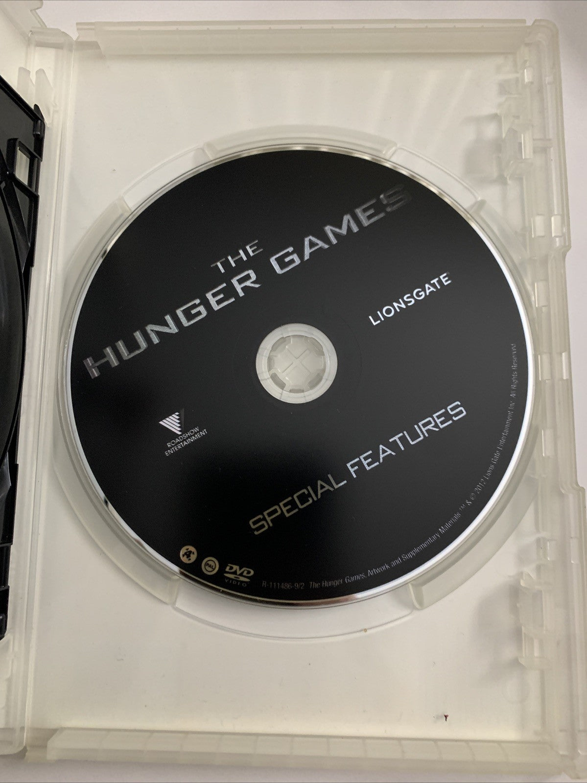 The Hunger Games (DVD, 2012) Jennifer Lawrence Region 4