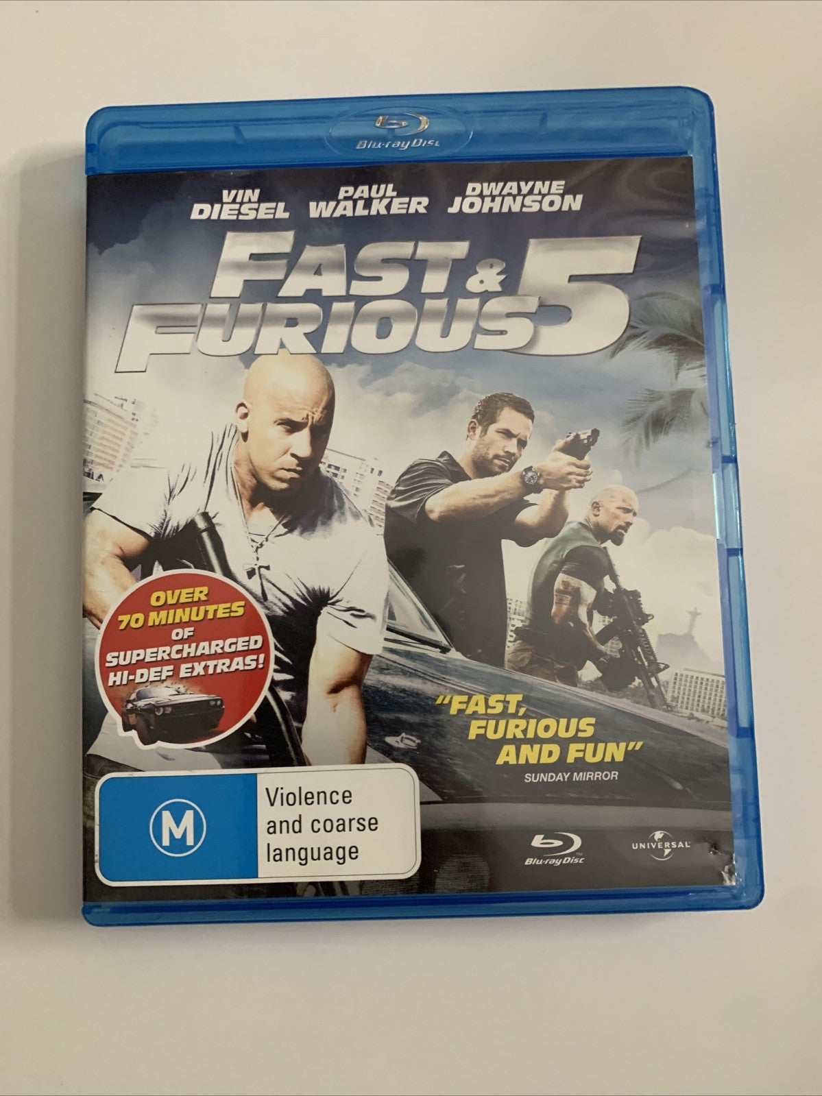 Fast & Furious 5 (Blu-ray, 2011) Paul Walker, Vin Diesel, Dwayne Johnson RegionB