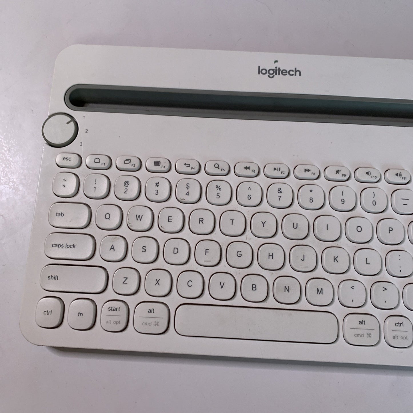 Logitech K480 Wireless Multi-Device Bluetooth Keyboard White
