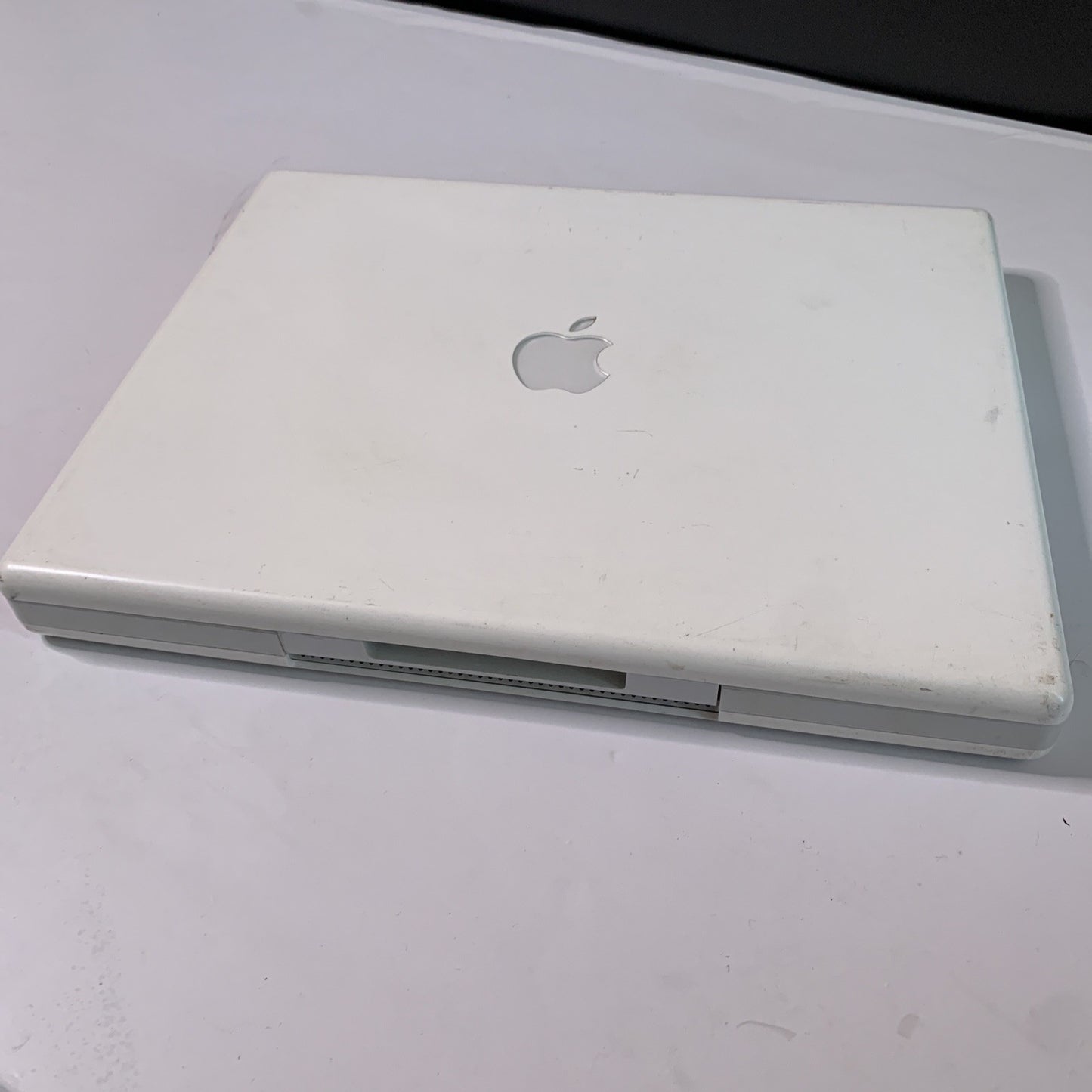 Apple iBook 14" G4 A1055 Super Drive *No LCD Display Faulty Parts Or Repair